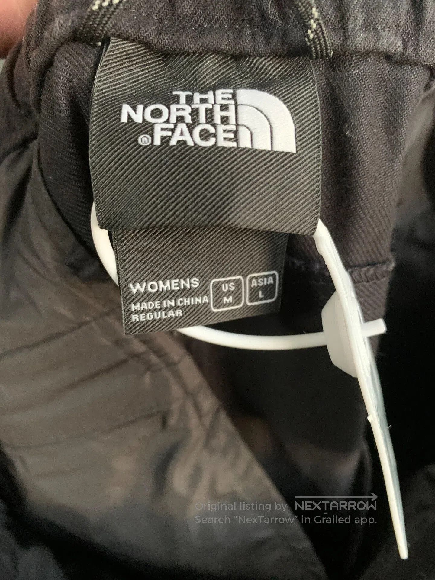 The North Face The North Face Women's Windproof Wide. Size 29" - 2 Thumbnail