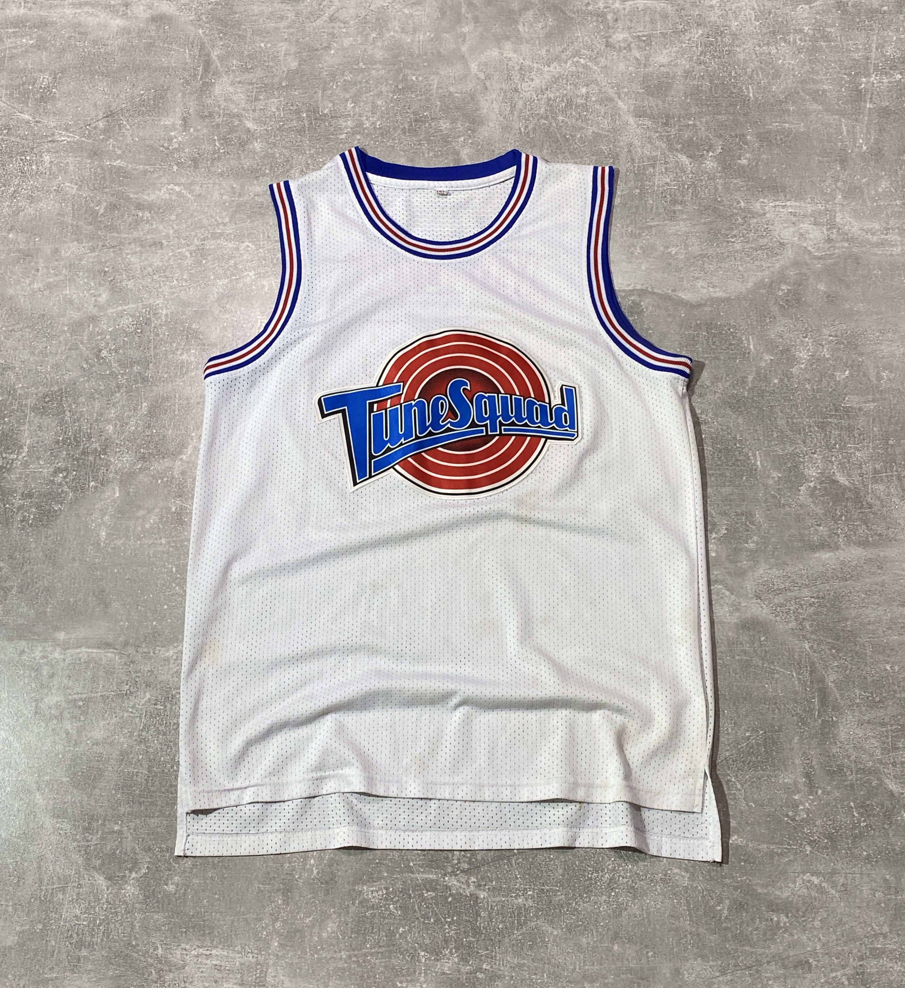 Vintage Vintage 90s TuneSquad #23 JORDAN Space Jam Basketball Jersey Size US L / EU 52-54 / 3 - 1 Thumbnail