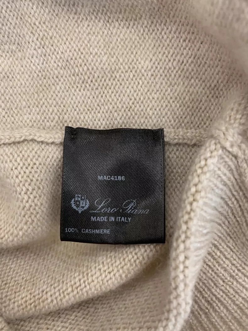 Loro Piana LORO PIANA A sheepskin sweater with a round collar and dia Size XS / US 0-2 / IT 36-38 - 6 Thumbnail
