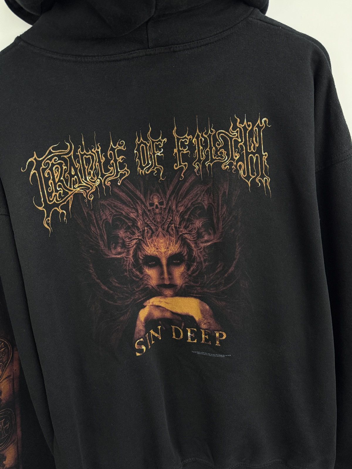 Band Tees 🇬🇧 Vintage 2000 Cradle Of Filth Sin Deep Hoodie Extreme Metal Size US XL / EU 56 / 4 - 11 Thumbnail