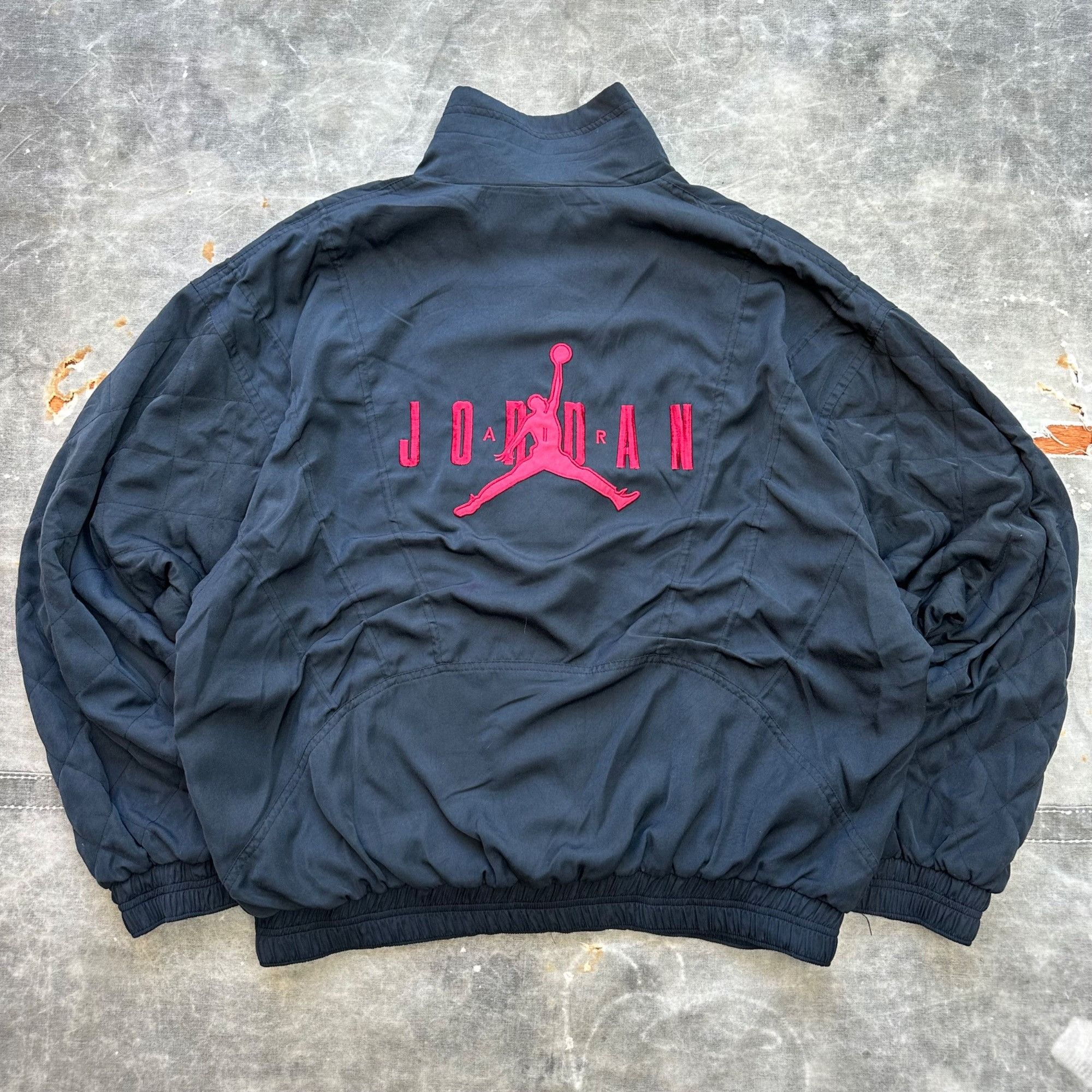Vintage Vintage 80s Nike Jordan Quilted Zip Up Track Embroidered Jac Size US XL / EU 56 / 4 - 2 Thumbnail
