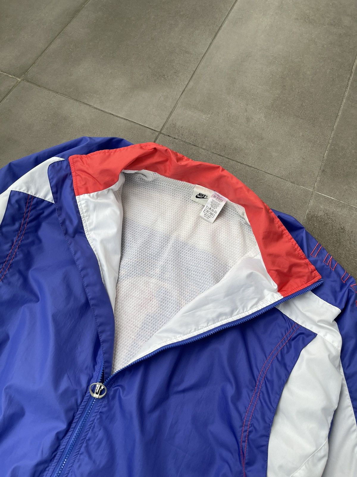 Nike 90S Nike International 3 Tone Technical Track Light Jacket Size US L / EU 52-54 / 3 - 18 Thumbnail