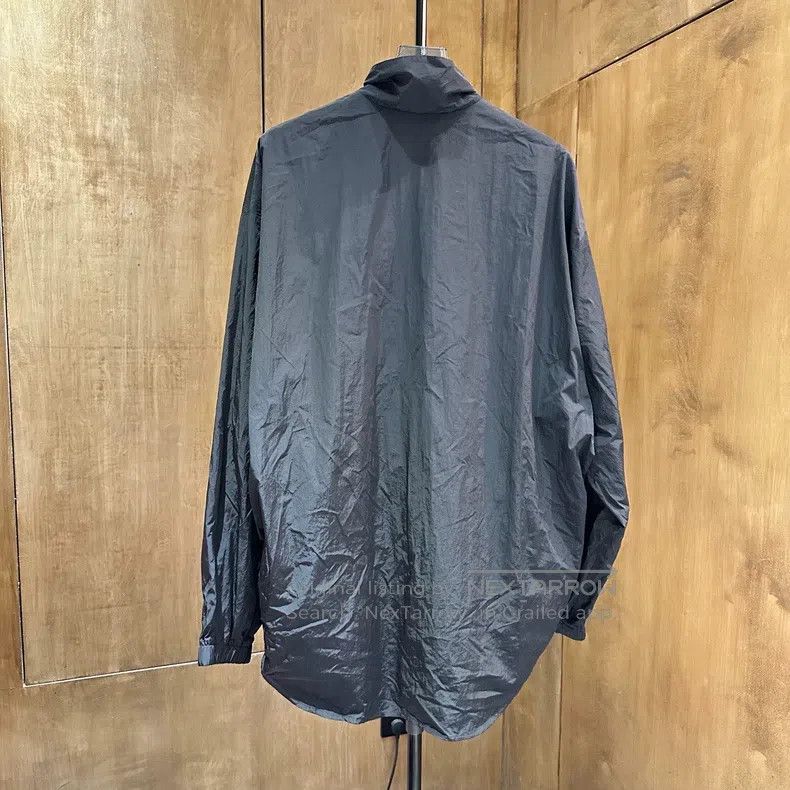 Balenciaga Balenciaga Black Mastercard Windbreaker Jacket Size US S / EU 44-46 / 1 - 2 Thumbnail