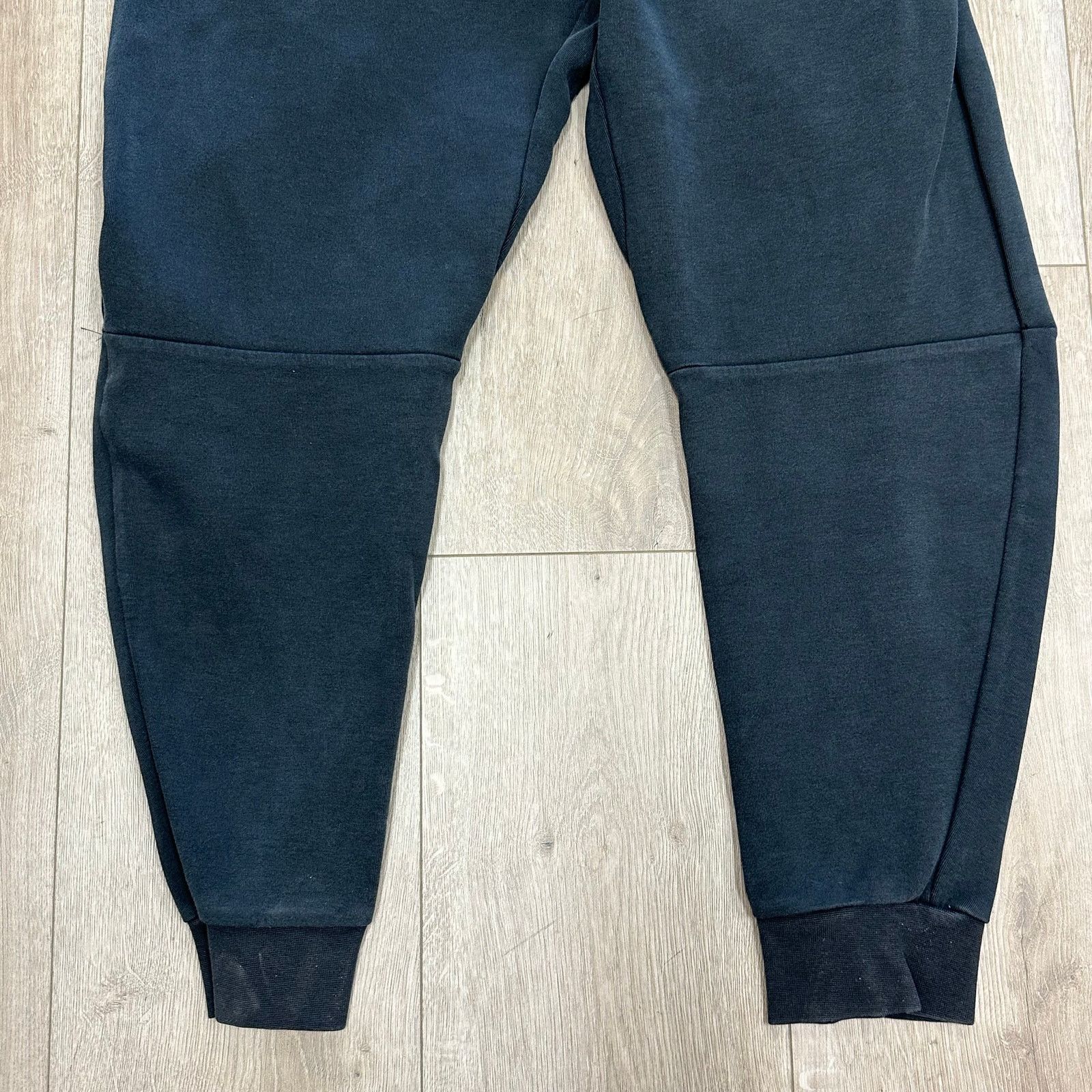 Nike Nike Sportswear Tech Fleece Jogger Sweatpants size Large L Size US 32 / EU 48 - 2 Thumbnail