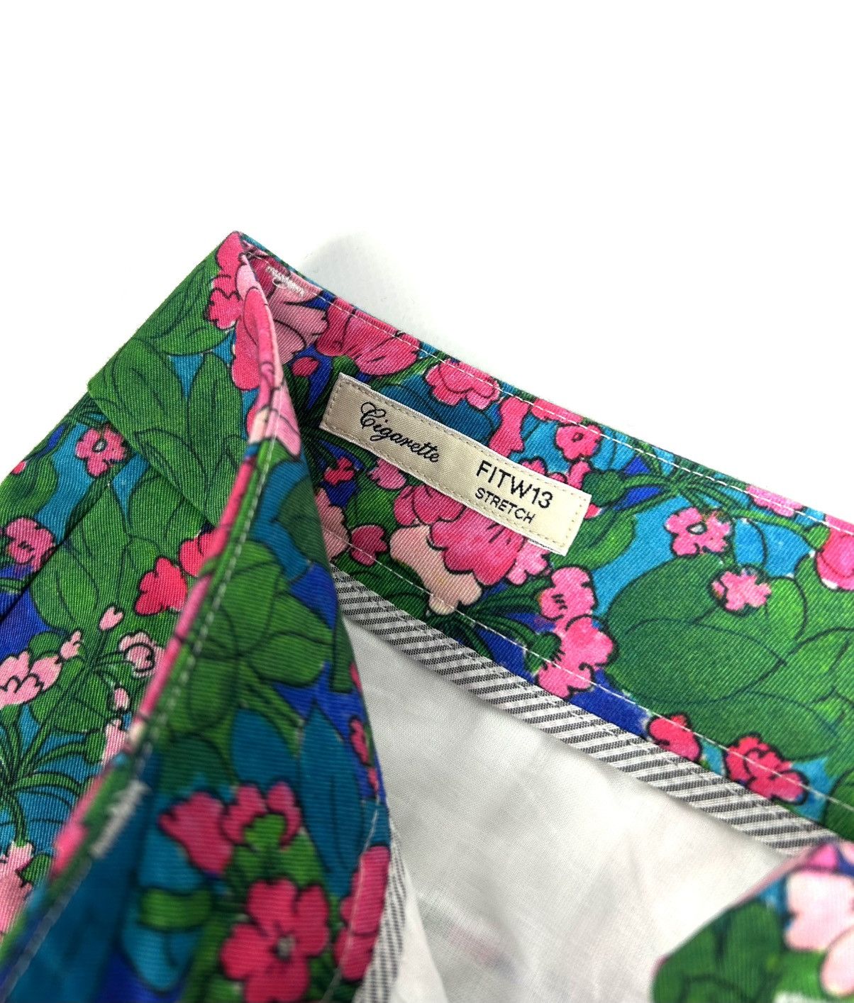 Weekend Max Mara rare Weekend Max Mara Floral Print Pants Cropped Trousers S Size 28" / US 6 / IT 42 - 14 Thumbnail