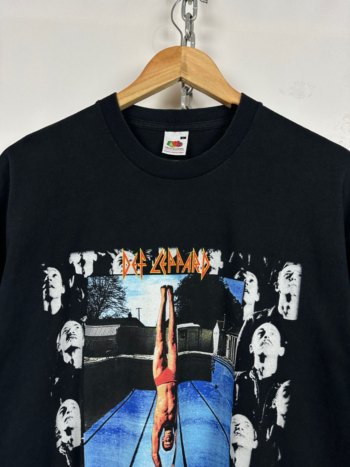 Band Tees 2002 Vintage Def Leppard High ’n’ Dry Band T-Shirt Size US L / EU 52-54 / 3 - 5 Thumbnail