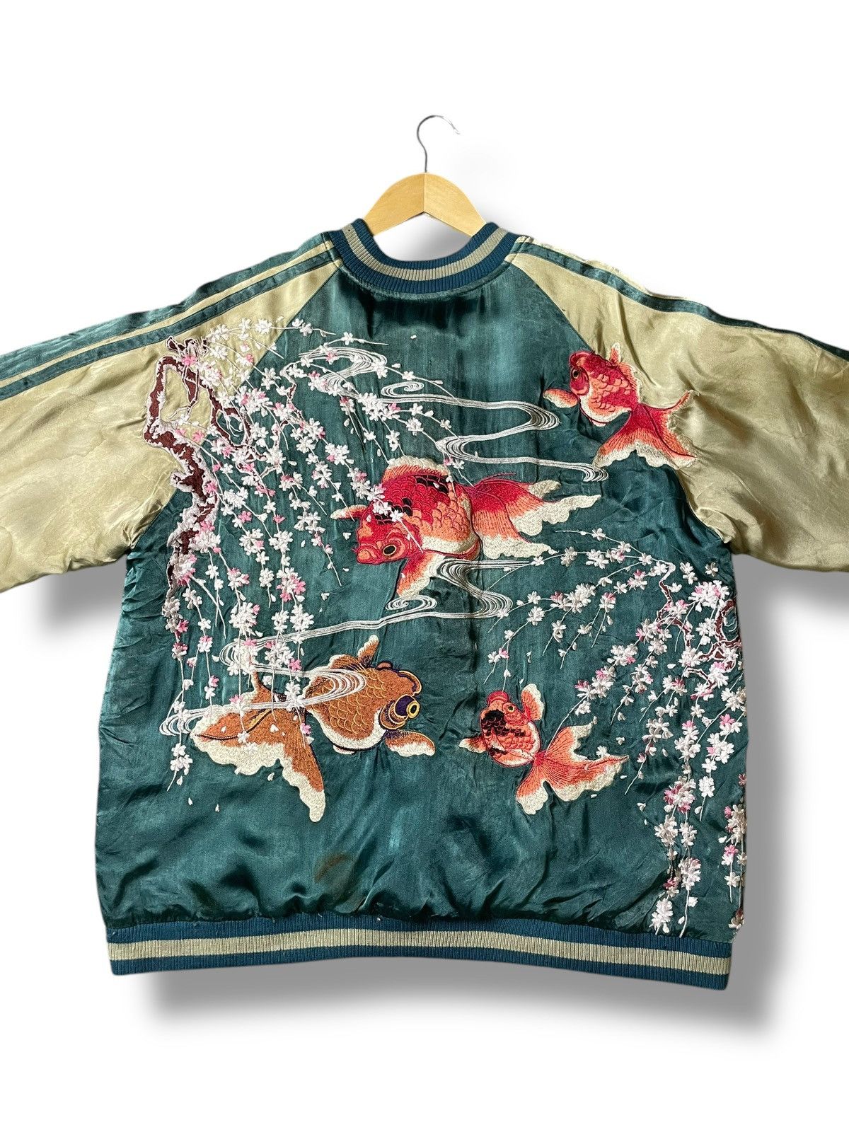 Vintage Japanese Classic Script Goldfish Embroidered Sukajan (105) Size US XL / EU 56 / 4 - 10 Thumbnail