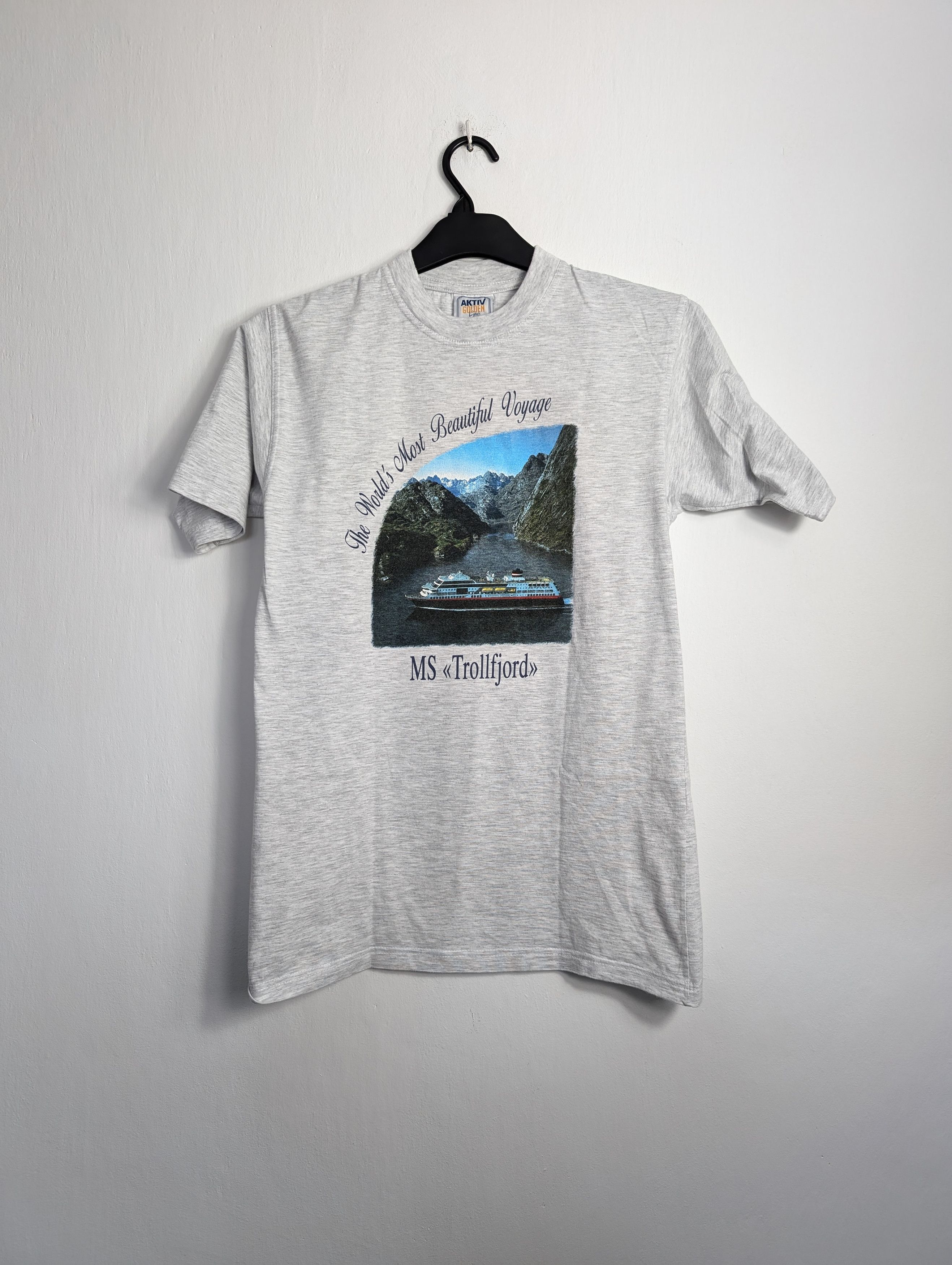 Mega Yacht × Vintage Grey Vintage 00s T-shirt Cruise Ship Voyage y2k yacht Size US S / EU 44-46 / 1 - 1 Thumbnail