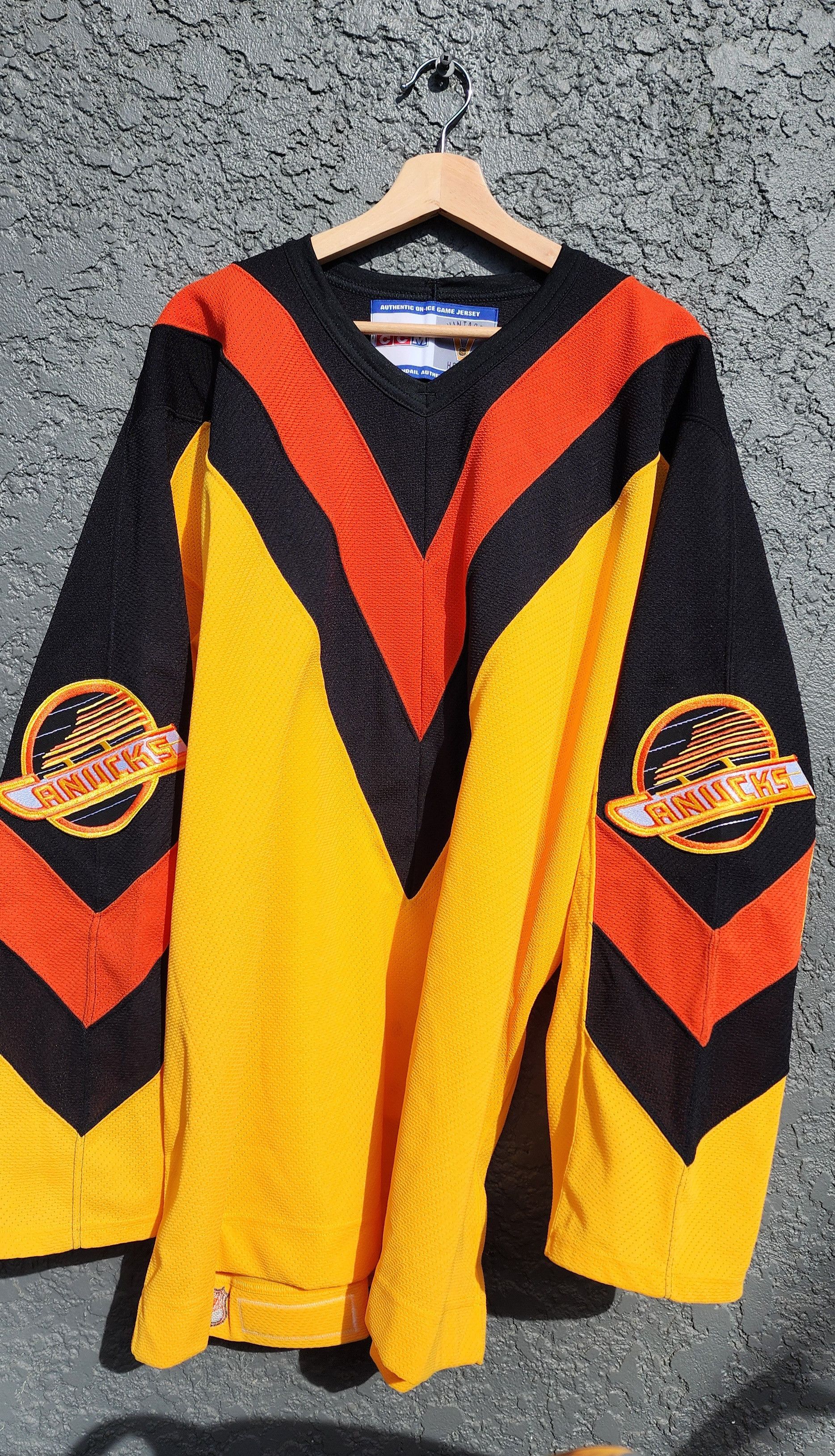Canucks flying v jersey clearance