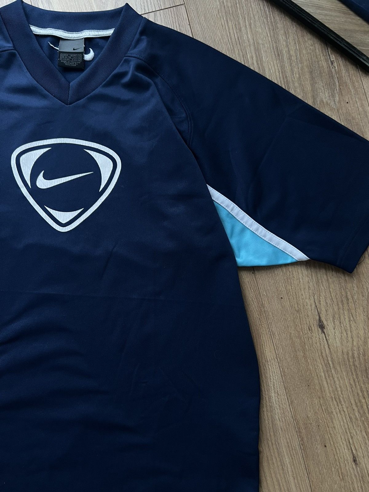 Nike 00’s NIKE TEAM SWOOSH LOGO Y2K RARE TEE VINTAGE Size US S / EU 44-46 / 1 - 2 Thumbnail