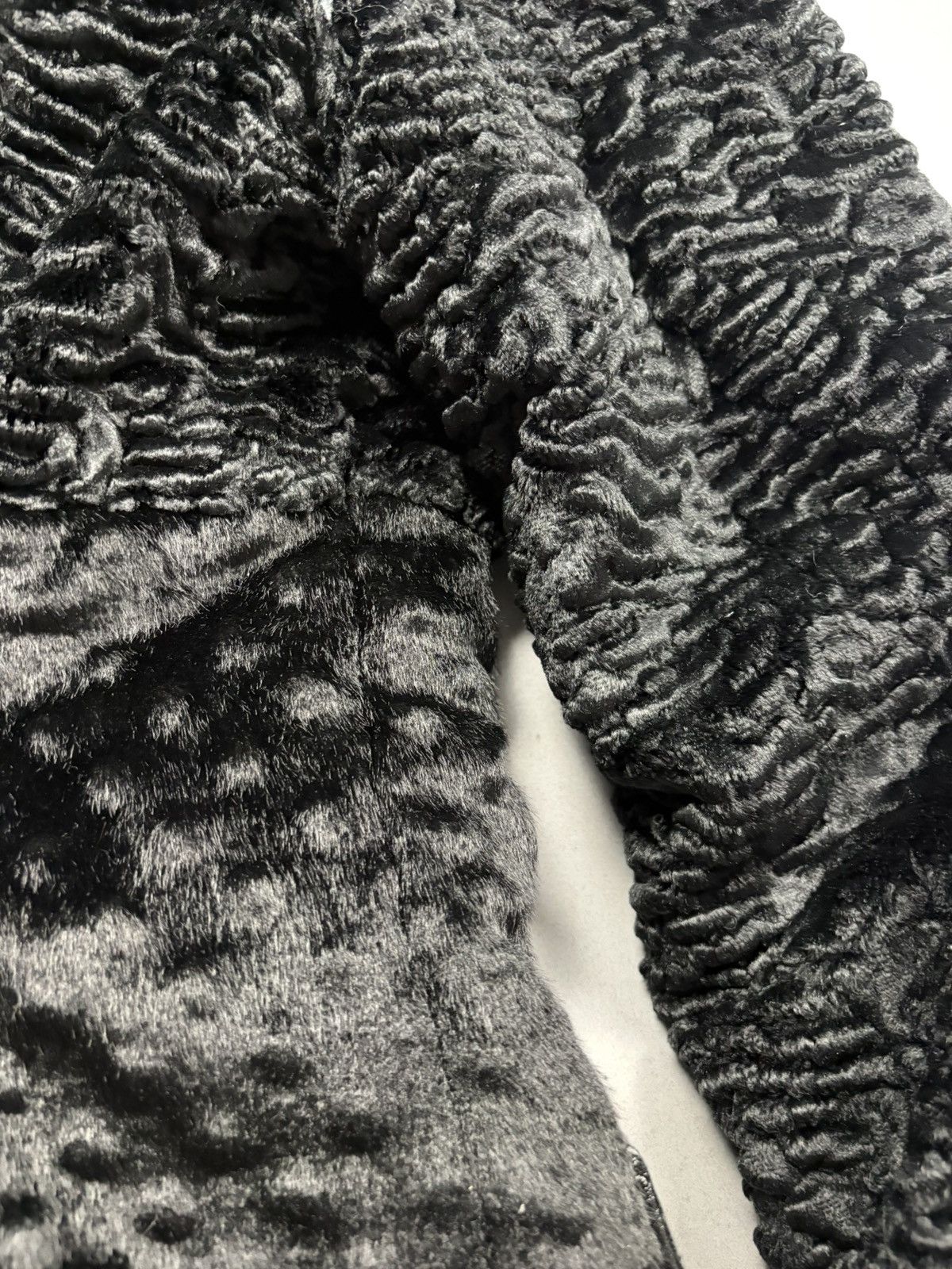 Vintage Vintage Karakul Lamb Fur Hooded Jacket With Faux Fur Trim S Size S / US 4 / IT 40 - 11 Thumbnail