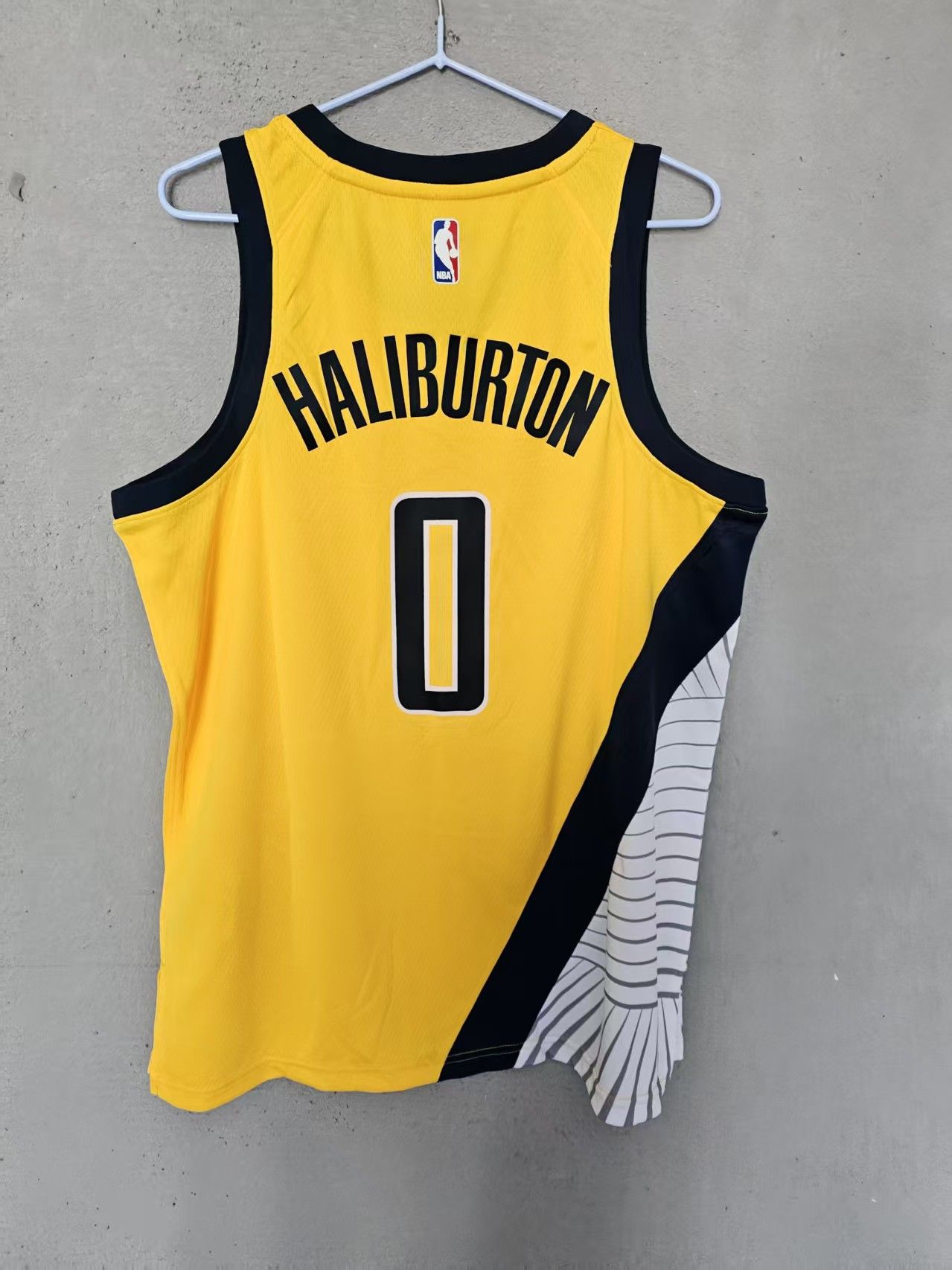 NBA Indiana Pacers Tyrese Haliburton Jersey Small Size US S / EU 44-46 / 1 - 1 Thumbnail