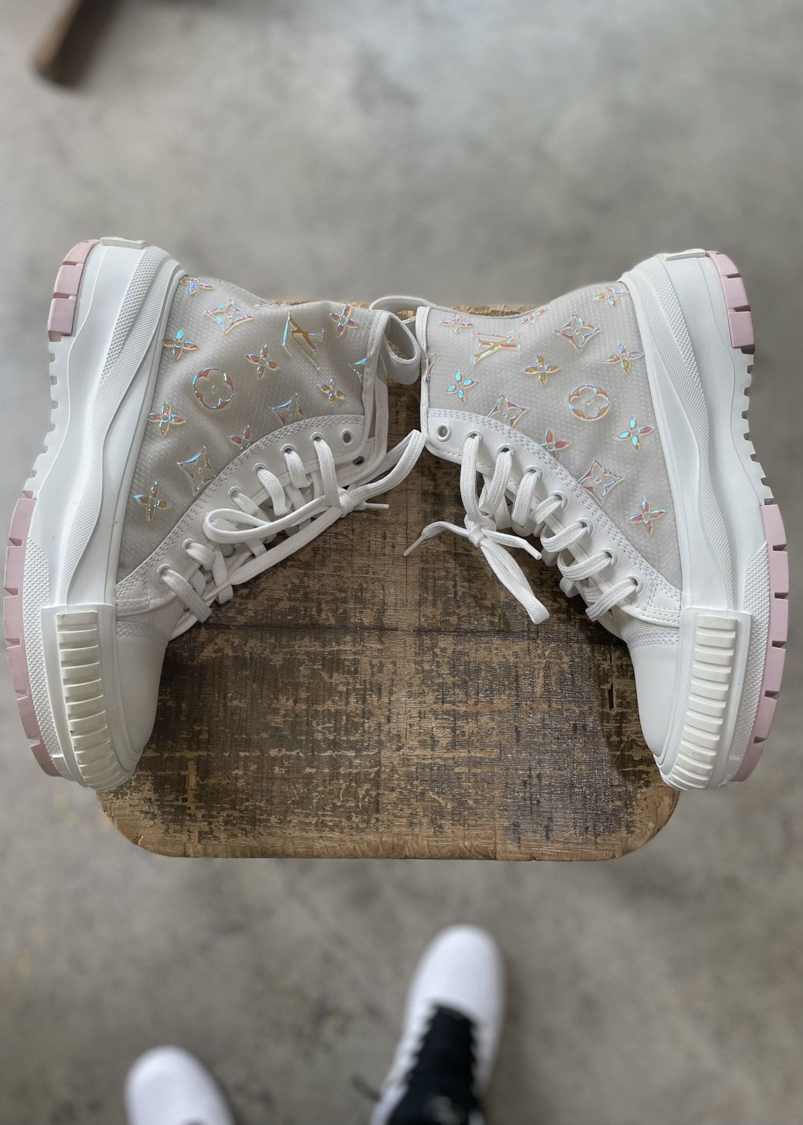 Louis Vuitton LOUIS VUITTON Iridescent Technical Mesh Monogram Size US 5 / EU 37 - 6 Thumbnail