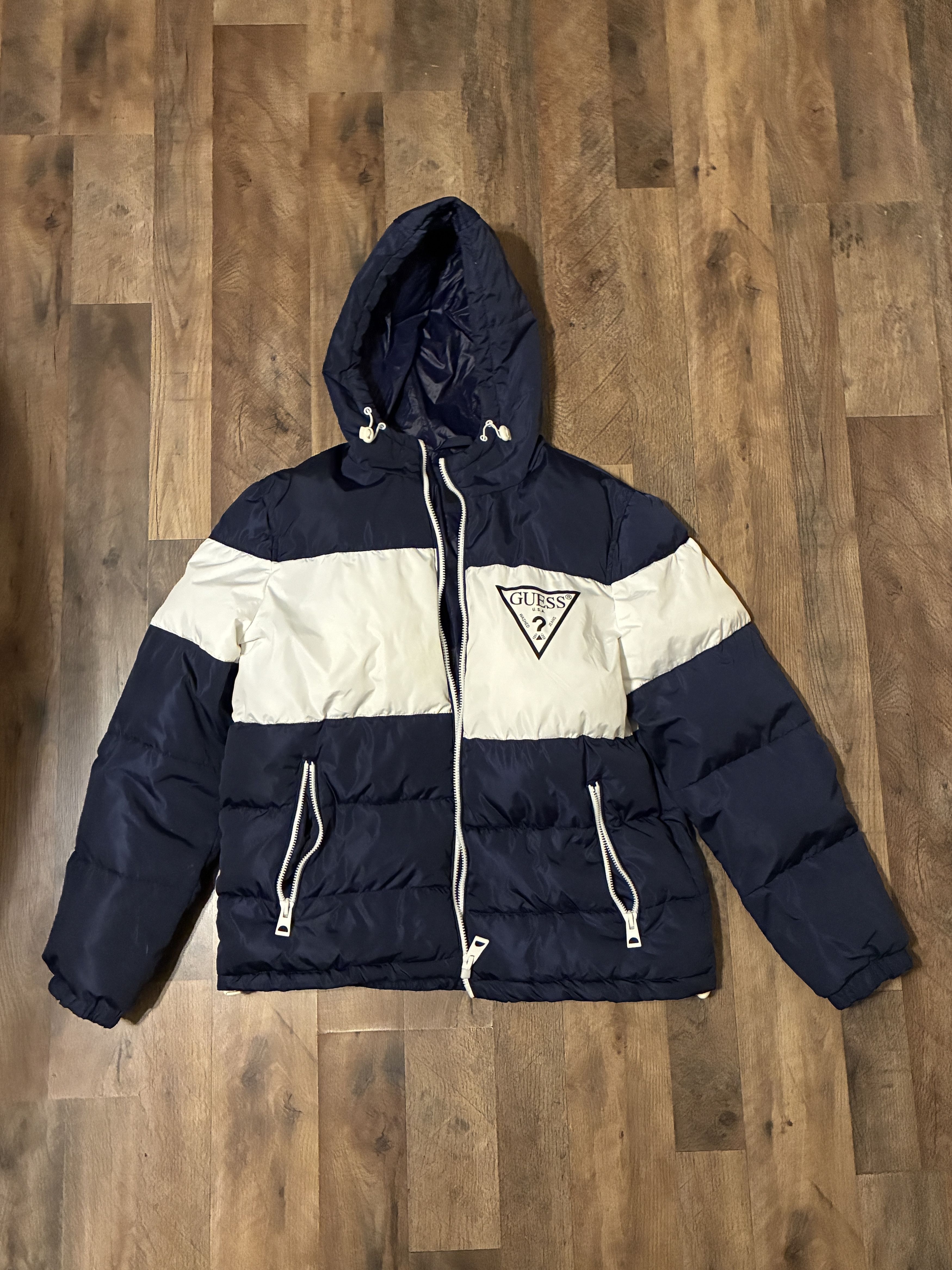 Guess Mens Colorblock Guess Hooded Puffer Coat Jacket Size Large Size US L / EU 52-54 / 3 - 1 Thumbnail