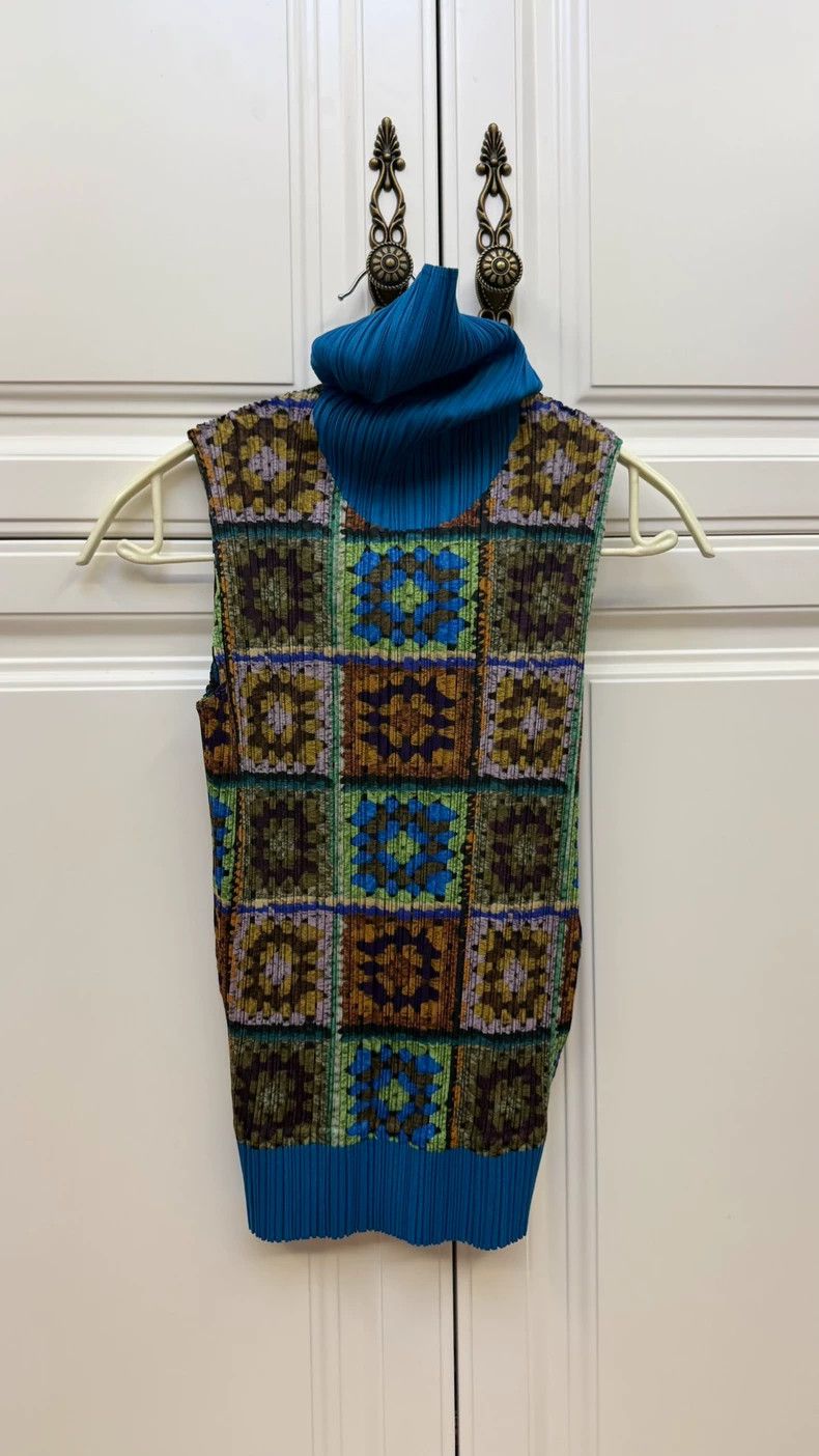 Issey Miyake Issey Miyake A vintage blue-brown vest Size XS / US 0-2 / IT 36-38 - 1 Thumbnail