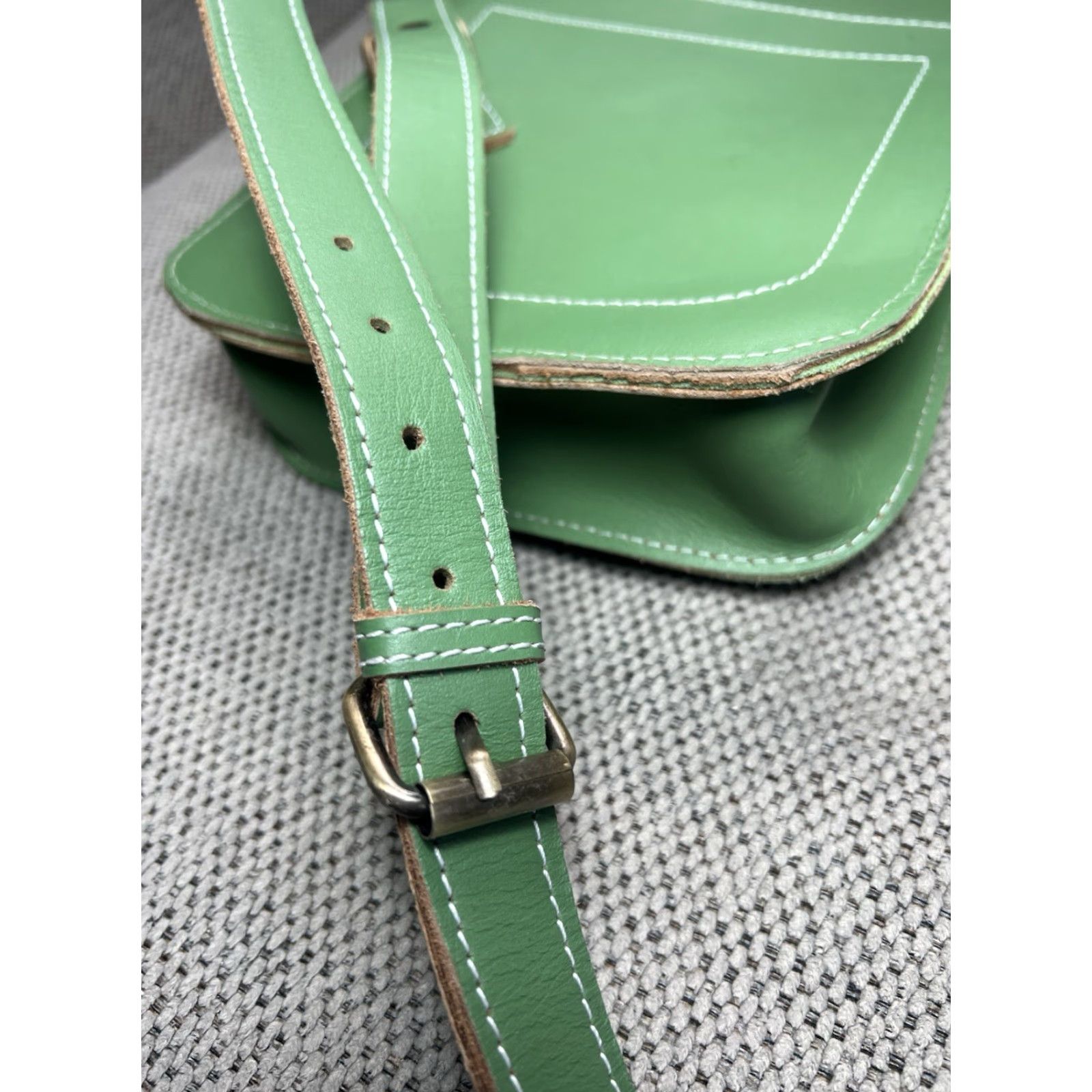 Vintage Stanley Street Lucy All Leather Crossbody Saddle Bag Embroidered Detail Size ONE SIZE - 4 Thumbnail