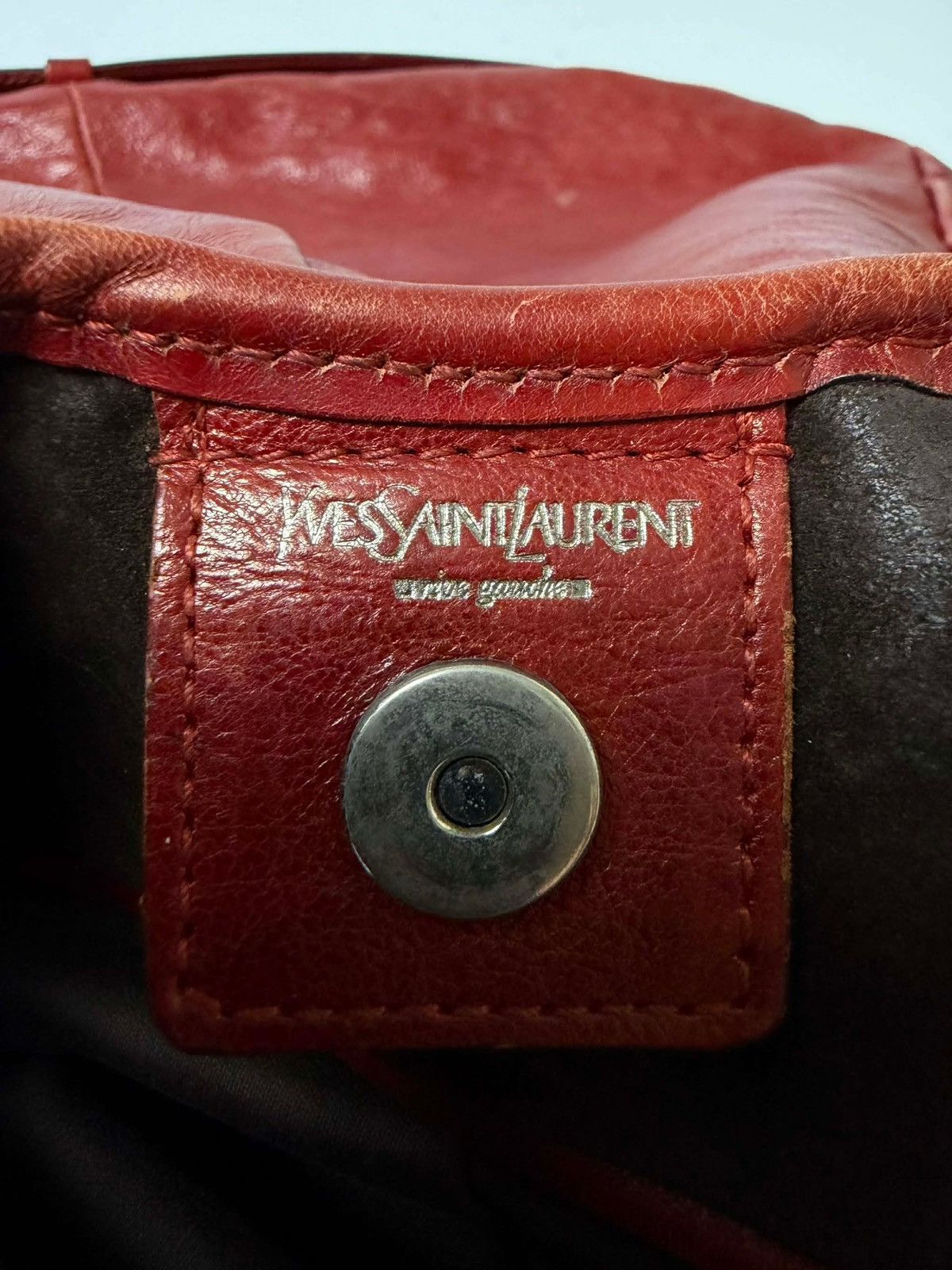 Saint Laurent Paris Yves Saint Laurent Red Leather Mombasa Hobo Bag Size ONE SIZE - 13 Thumbnail