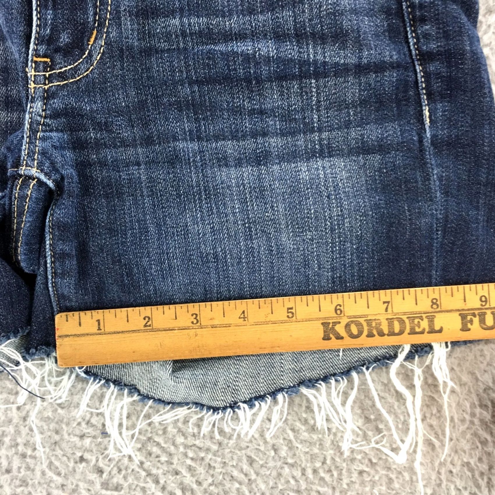 American Eagle Outfitters American Eagle Outfitters Cut Off Shorts Womens 2 Blue Denim Low Rise Zip Fly Size 30" / US 8 / IT 44 - 5 Thumbnail