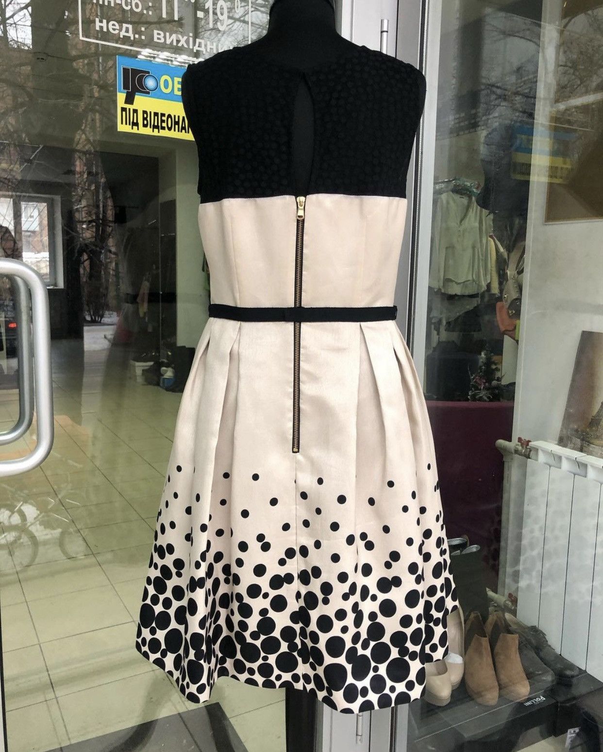 Other Elegant dress Size S / US 4 / IT 40 - 9 Thumbnail