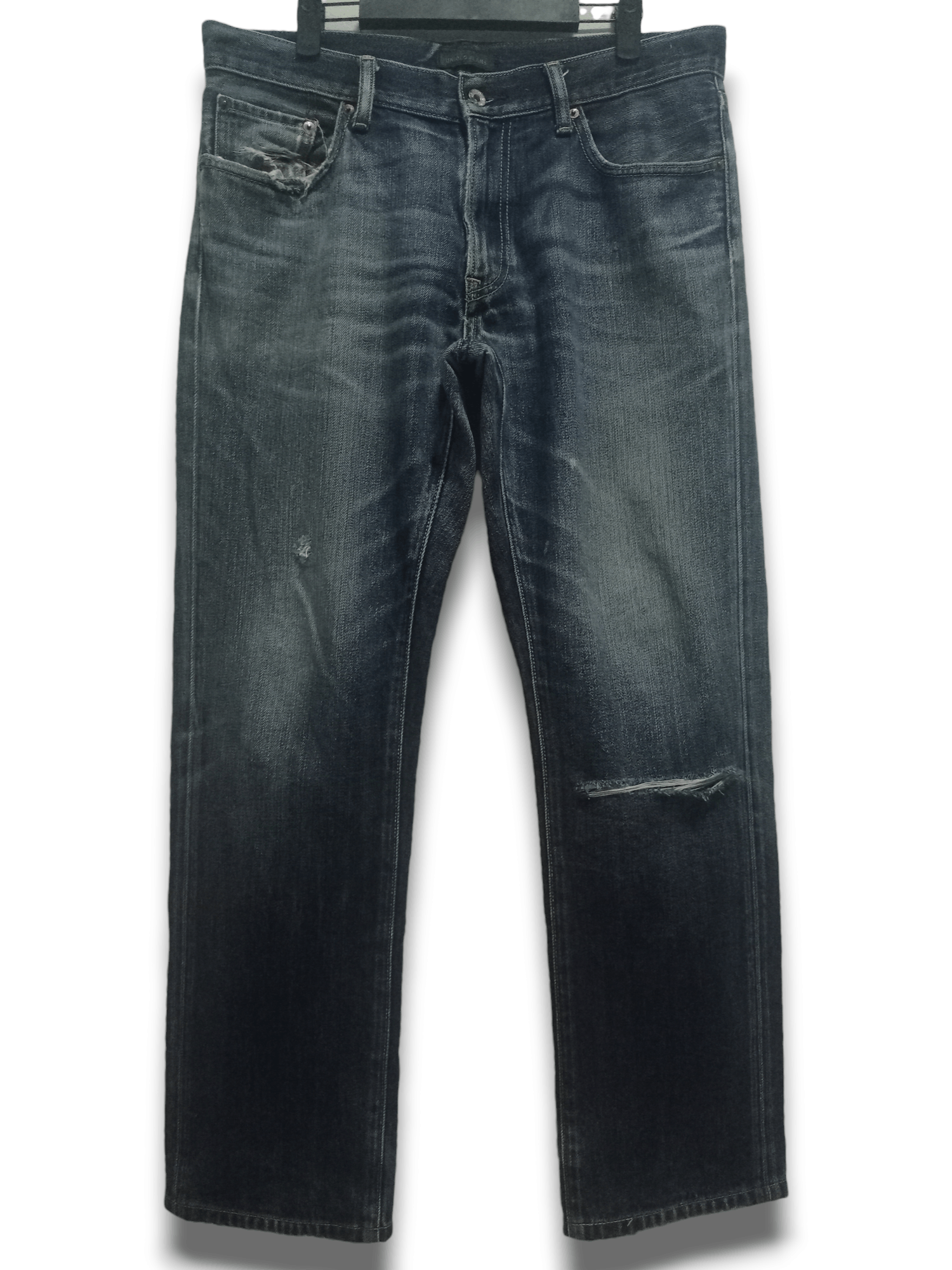 Japanese Brand × Uniqlo Vintage Uniqlo Blue Wash Distressed Loose Jeans 35x29 Size US 35 - 1 Thumbnail