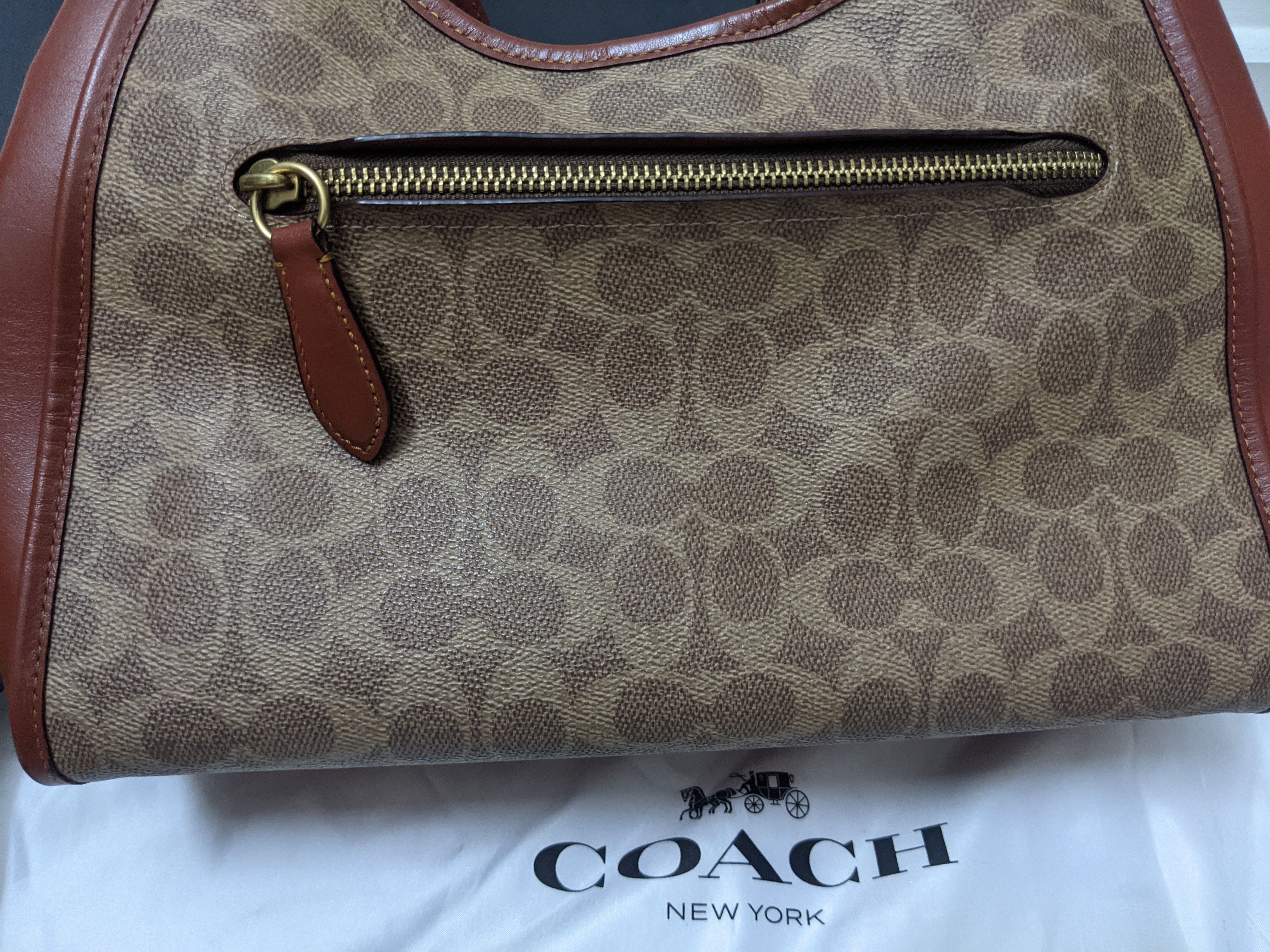 Coach COACH LORI SHOULDER BAG IN SIGNATURE CANVAS Size ONE SIZE - 11 Thumbnail