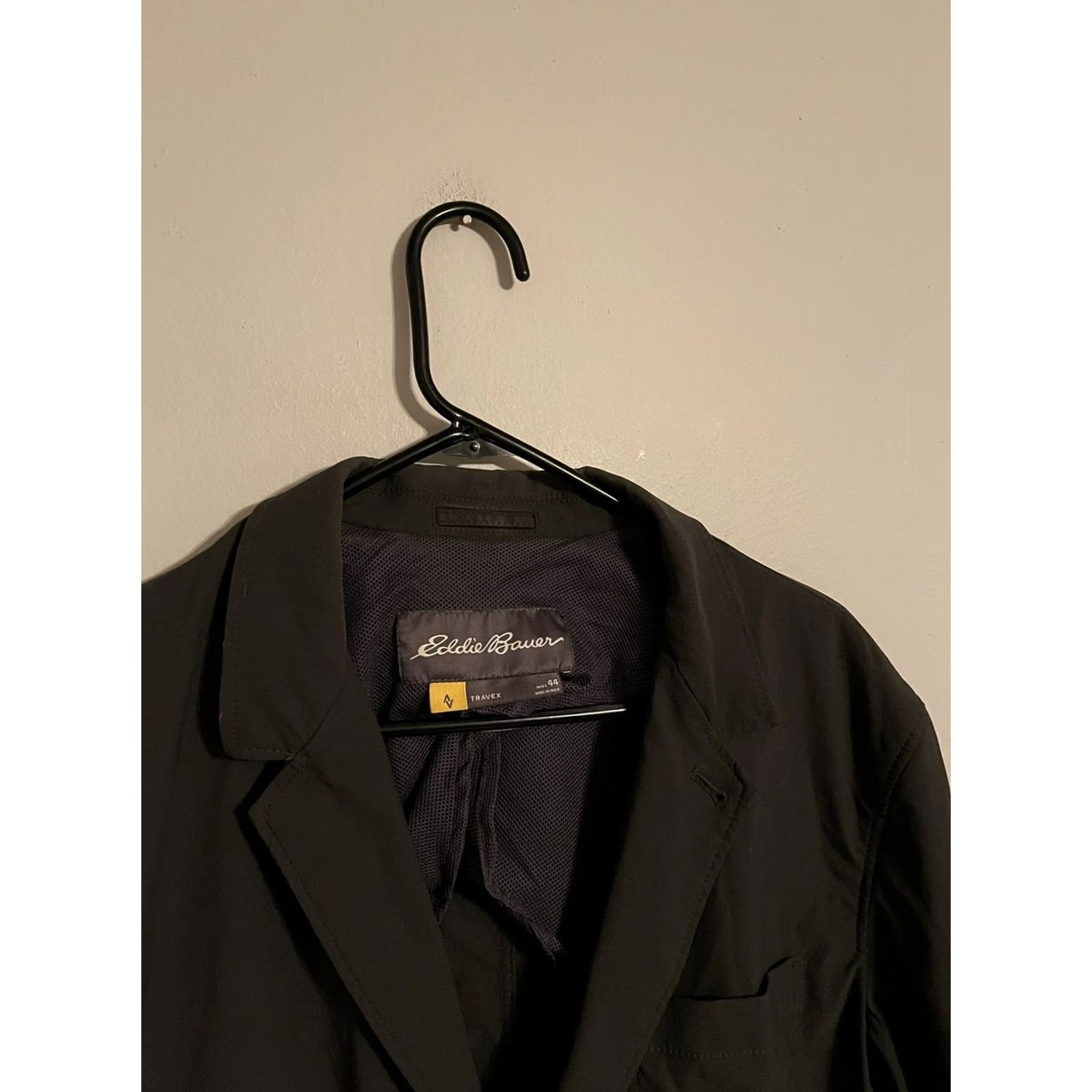 Eddie Bauer Eddie Bauer Travex Voyager Travel Blazer Jacket Sport Coat - Men's 44 Gray Nylon 3 Button, Regular, Blazer, Travel, Eddie Bauer, Mens Size 44R - 2 Thumbnail