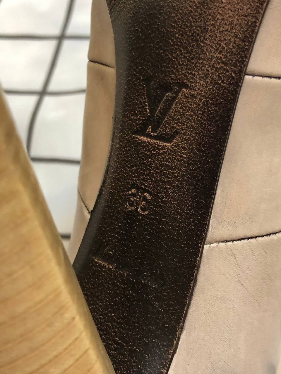 Louis Vuitton Louis Vuitton Croc Embossed Delft Cornelia Ankle Booties Size US 6 / IT 36 - 12 Thumbnail