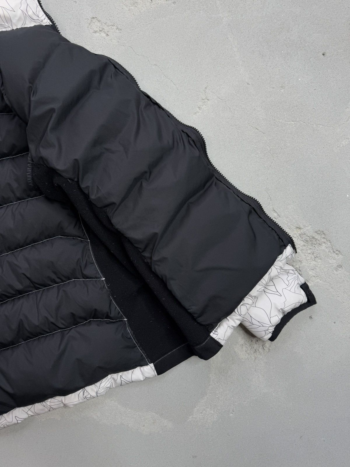 The North Face × Vintage Vintage The North Face Nuptse 550 White Puffer Jacket L Size L / US 10 / IT 46 - 8 Thumbnail