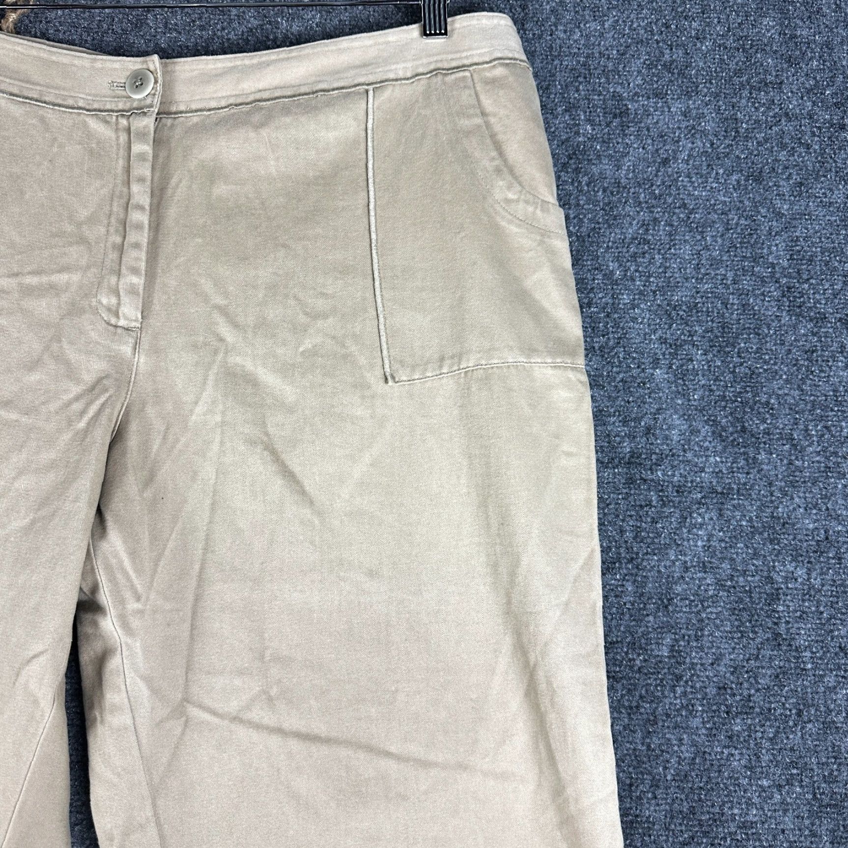 J. Jill J. Jill Pants Womens 18 Khaki Cotton Pockets Zip NEW Wide-Leg Vintage? No -> Khaki Pants Womens 18 J. Jill Cotton Zip Pockets Wide-Leg NEW Brown Tan Size 40" / US 18 - 3 Thumbnail