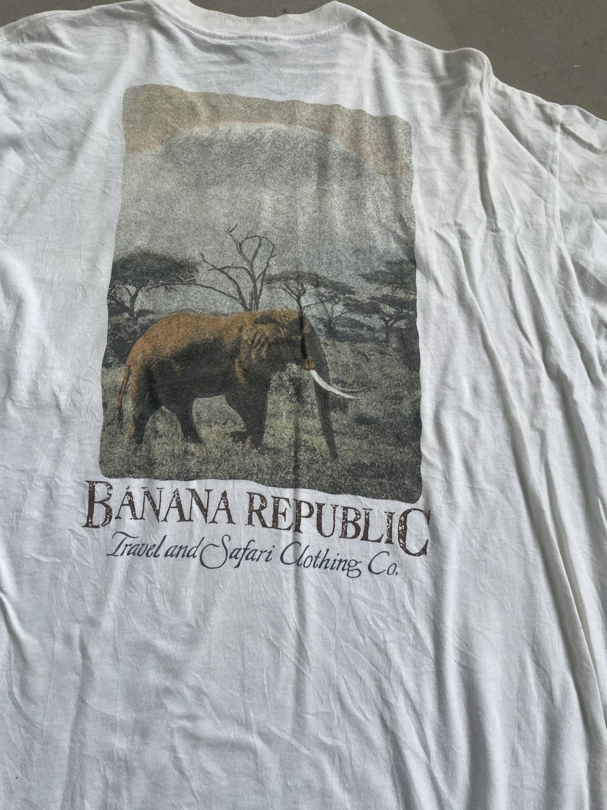 Banana Republic × Vintage VINTAGE BANANA REPUBLIC POCKET TEE ELEPHANT Size US XL / EU 56 / 4 - 2 Thumbnail
