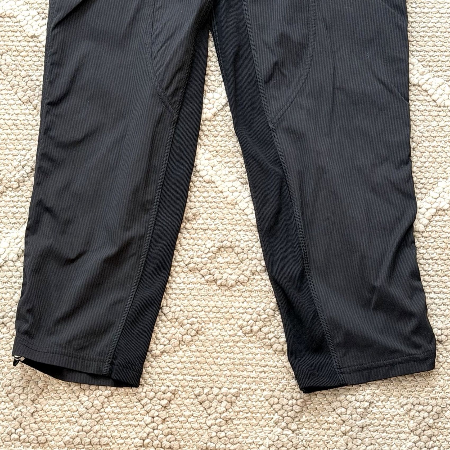 Lululemon lululemon athletica Dance Studio Mid-Rise Crop 25" Black W6CDQS Size 4 Women Pants ## Size ONE SIZE - 4 Thumbnail
