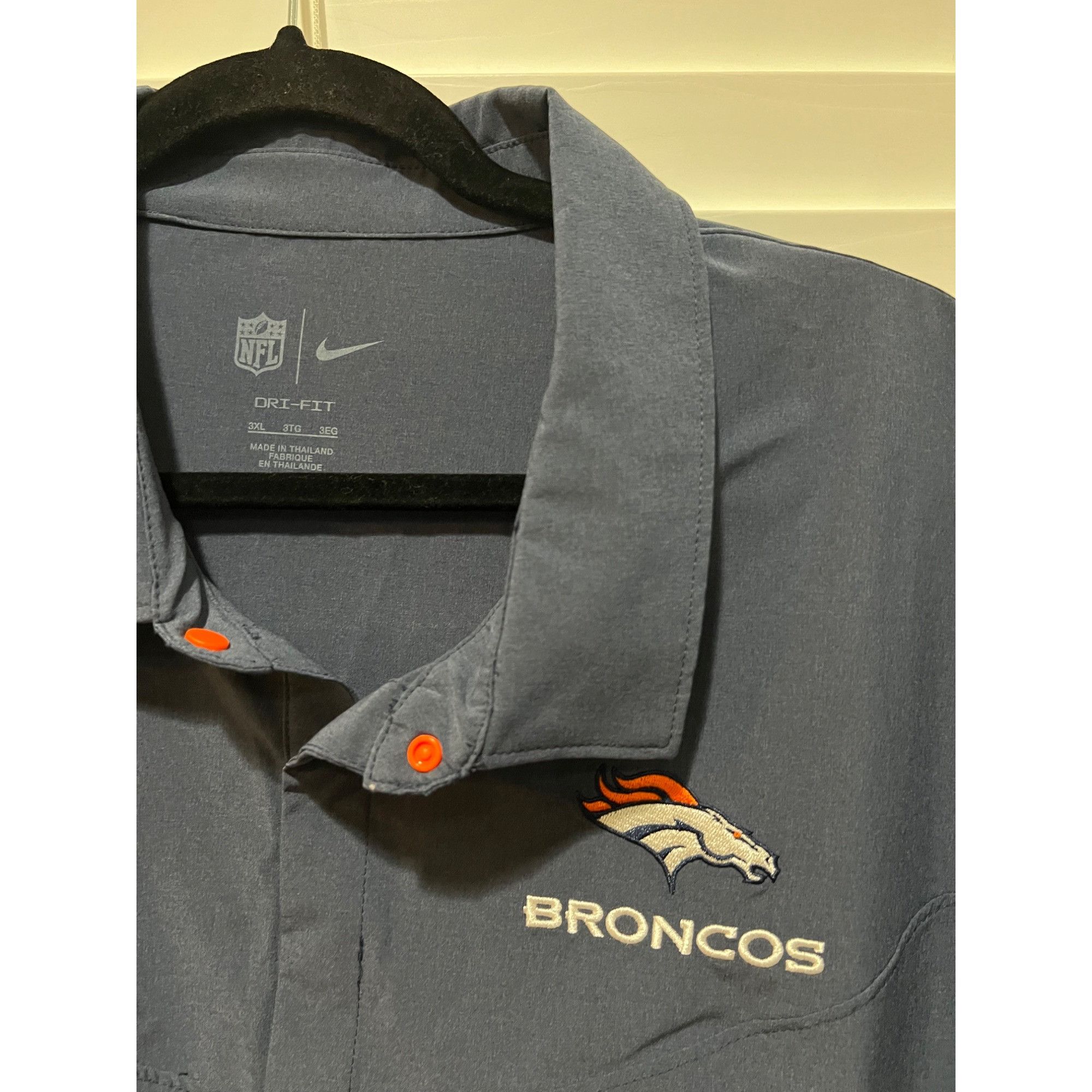 Nike Nike Denver Broncos OnField Polo Shirt Size 3XL Size US XXL / EU 58 / 5 - 2 Thumbnail