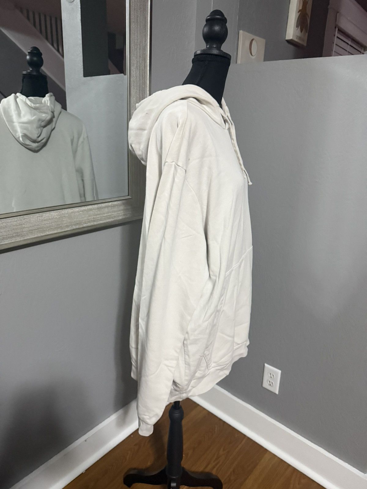 Adidas Adidas Men’s Off White Hooded Sweater Athletic Size XL. Size US XL / EU 56 / 4 - 5 Thumbnail