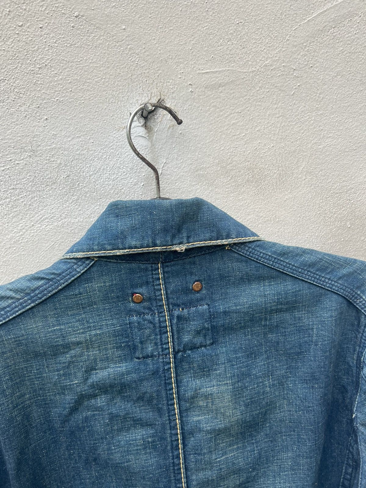 Levi's × Vintage Vintage 2002 Levi’s Redloop Distress Fade Denim Chore Jacket Size US M / EU 48-50 / 2 - 13 Thumbnail