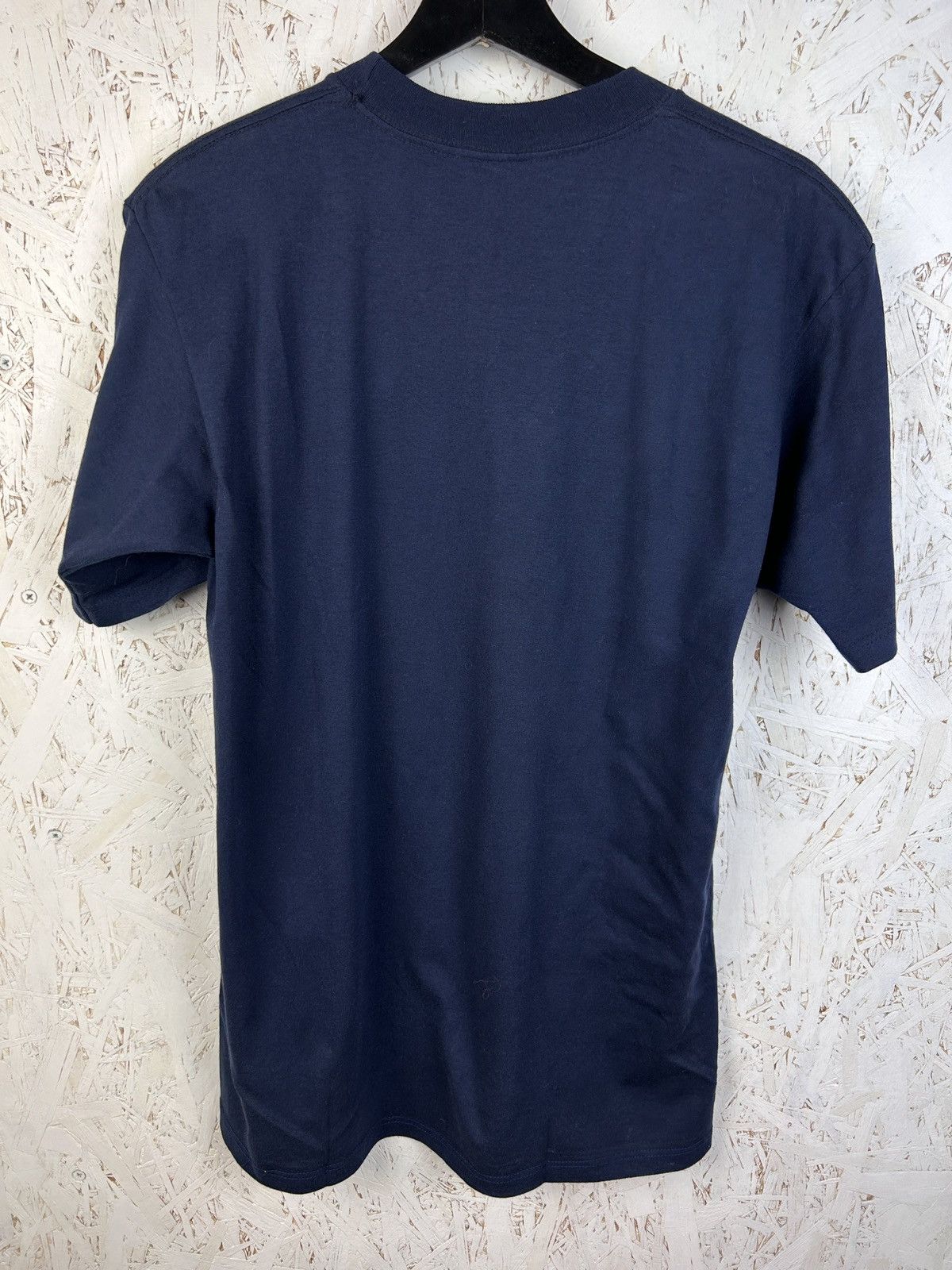 NHL 90s Vintage NHL Winnipeg Jets Big Logo Print T-Shirt Size US M / EU 48-50 / 2 - 6 Thumbnail