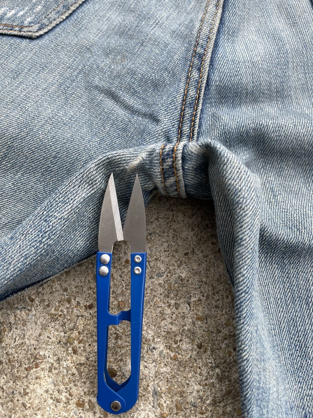 Japanese Brand × Jean × Uniqlo 🔥 Uniqlo Rusty Distressed Denim W30🔥 Size US 30 / EU 46 - 19 Thumbnail