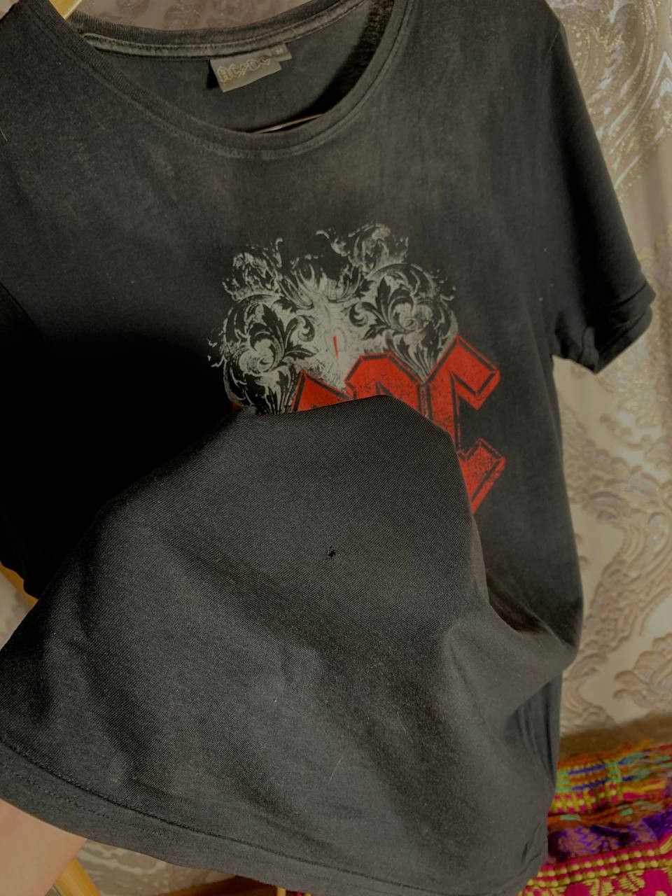 Band Tees Vintage AC/DC World Tour Rock T-shirt Metal Punk Y2K 90s Size US M / EU 48-50 / 2 - 4 Thumbnail