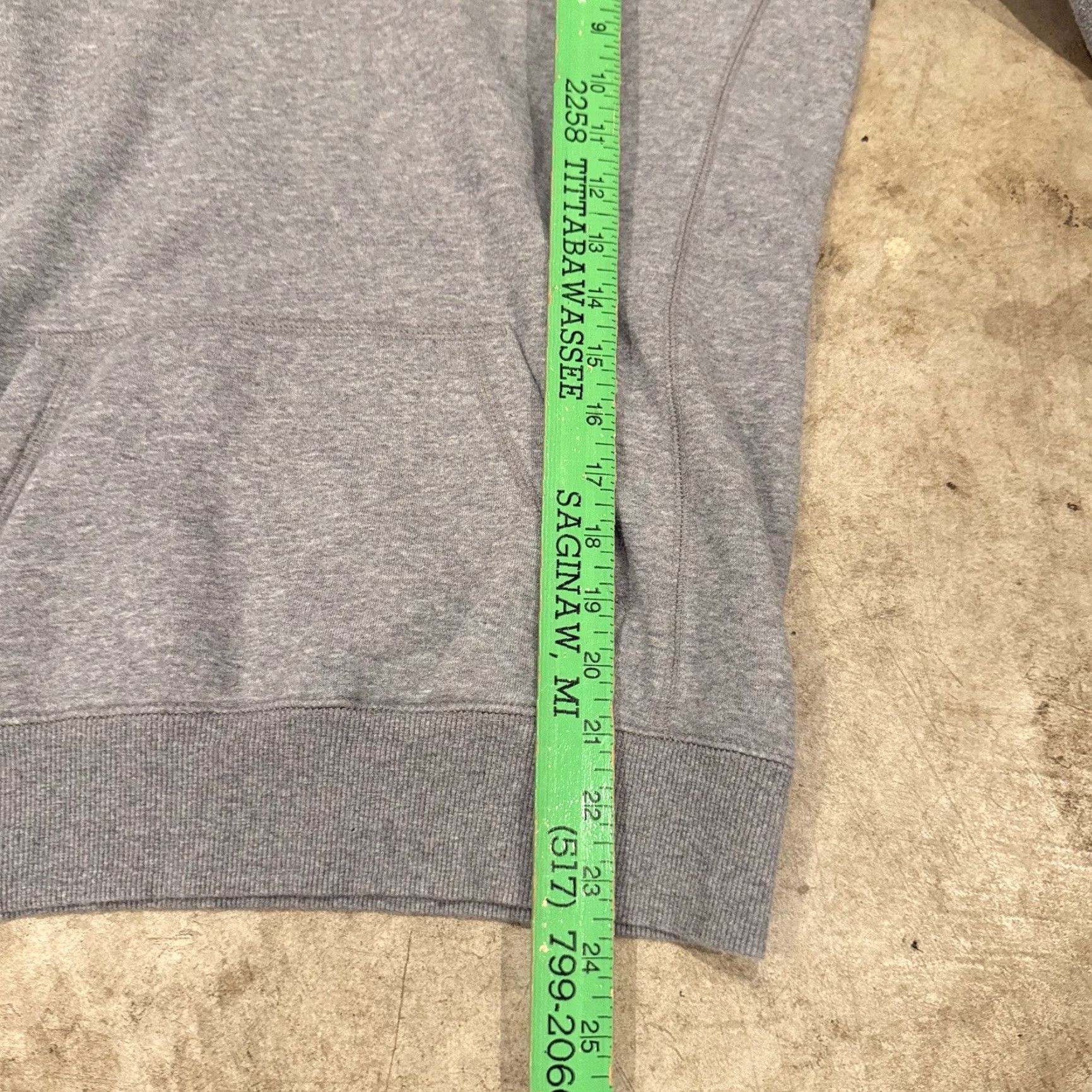 Nike Nike Hoodie Women’s Small Gray Oversized Fleece Center Swoosh Pullover Sportswear Hoodie Pullover Women’s Small Gray Nike Sportswear Logo Size S / US 4 / IT 40 - 6 Thumbnail
