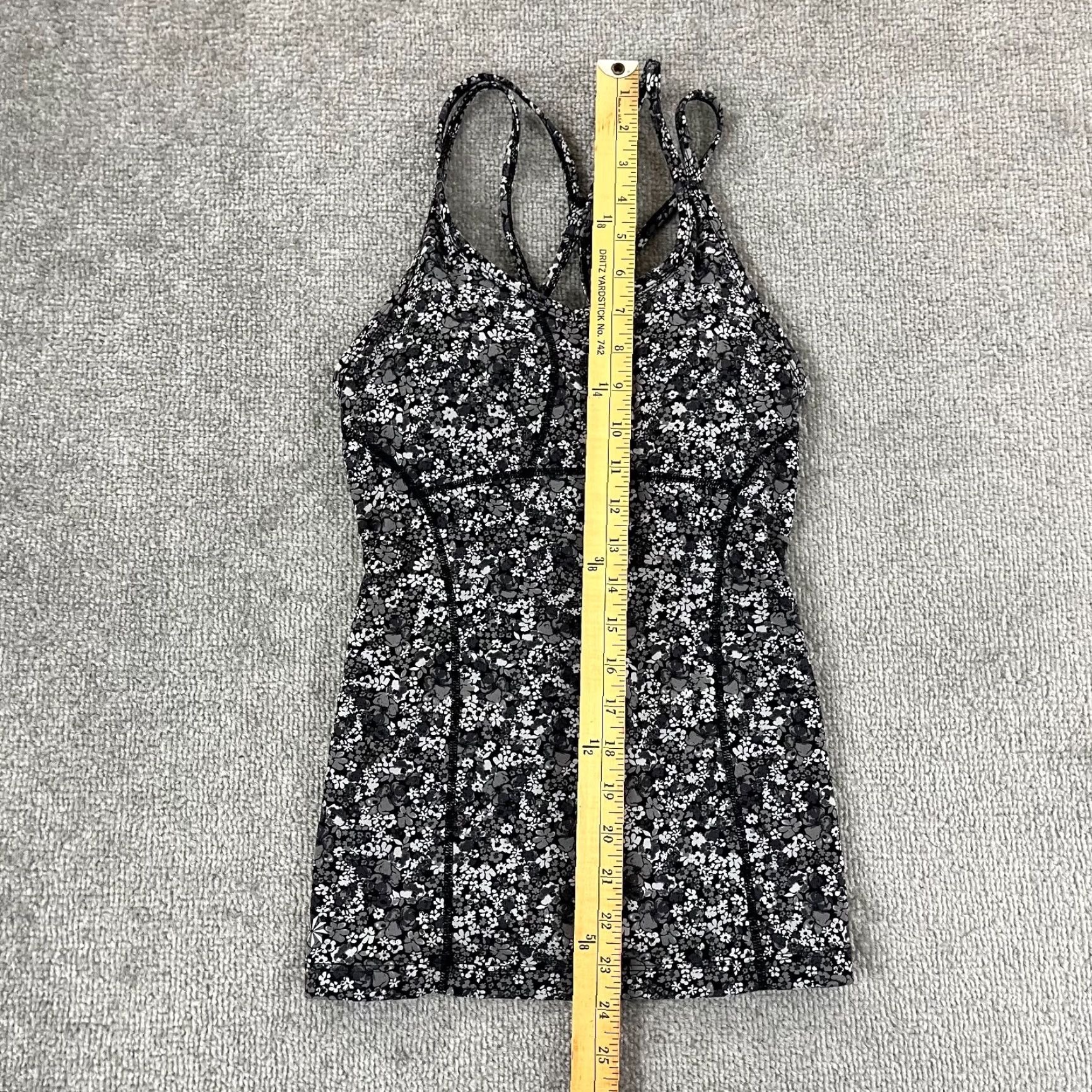 Athleta Athleta Shirt Women XXS Black Ditsy Floral Tank Top Padded Bra Yoga Gym Running Active Size XXS / US 00 / IT 34 - 4 Thumbnail