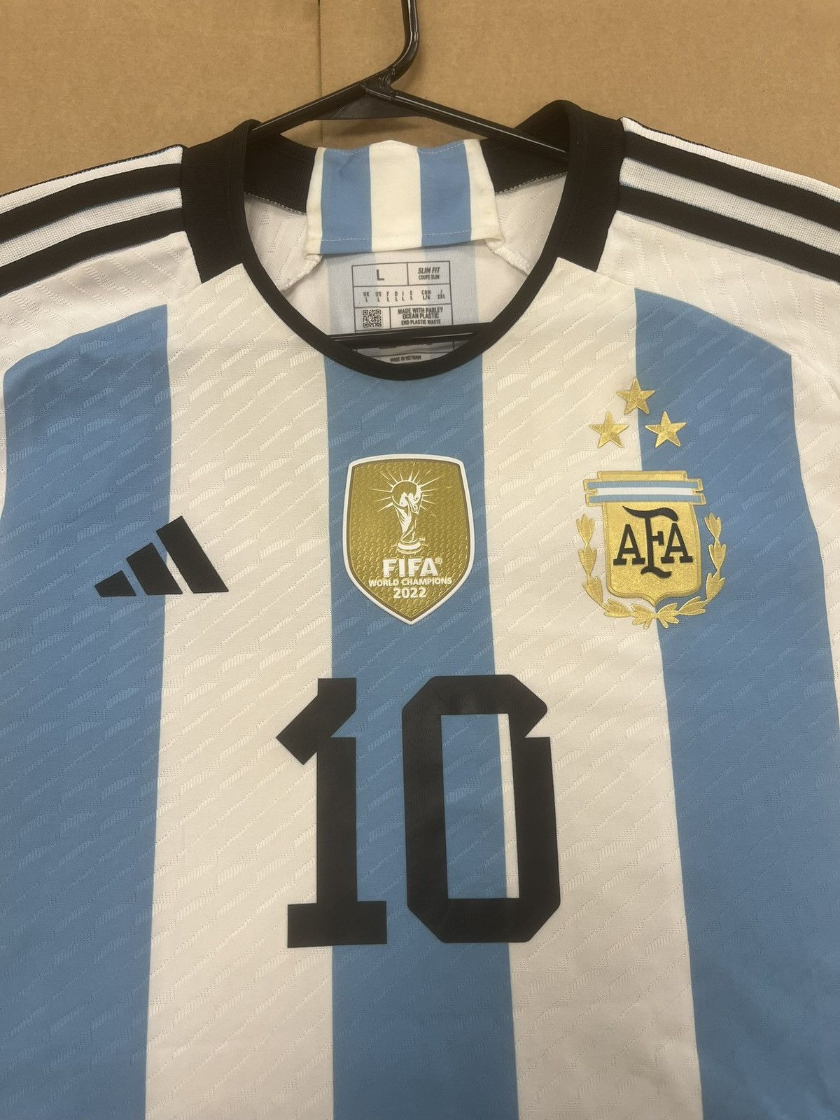 Adidas Adidas Argentina 2022 Authentic Home Jersey Messi Size US L / EU 52-54 / 3 - 3 Thumbnail