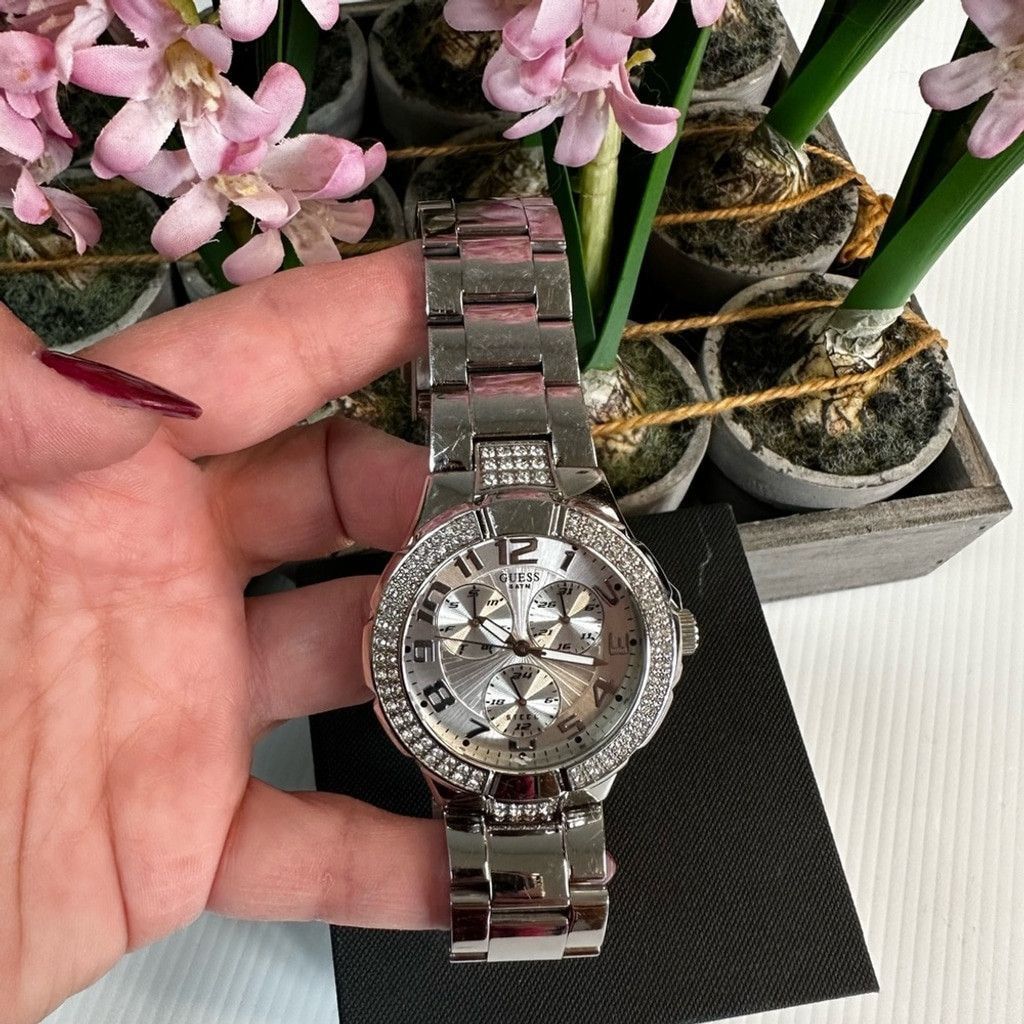 Guess Guess stainless steel watch with minor scratches Size ONE SIZE - 5 Thumbnail