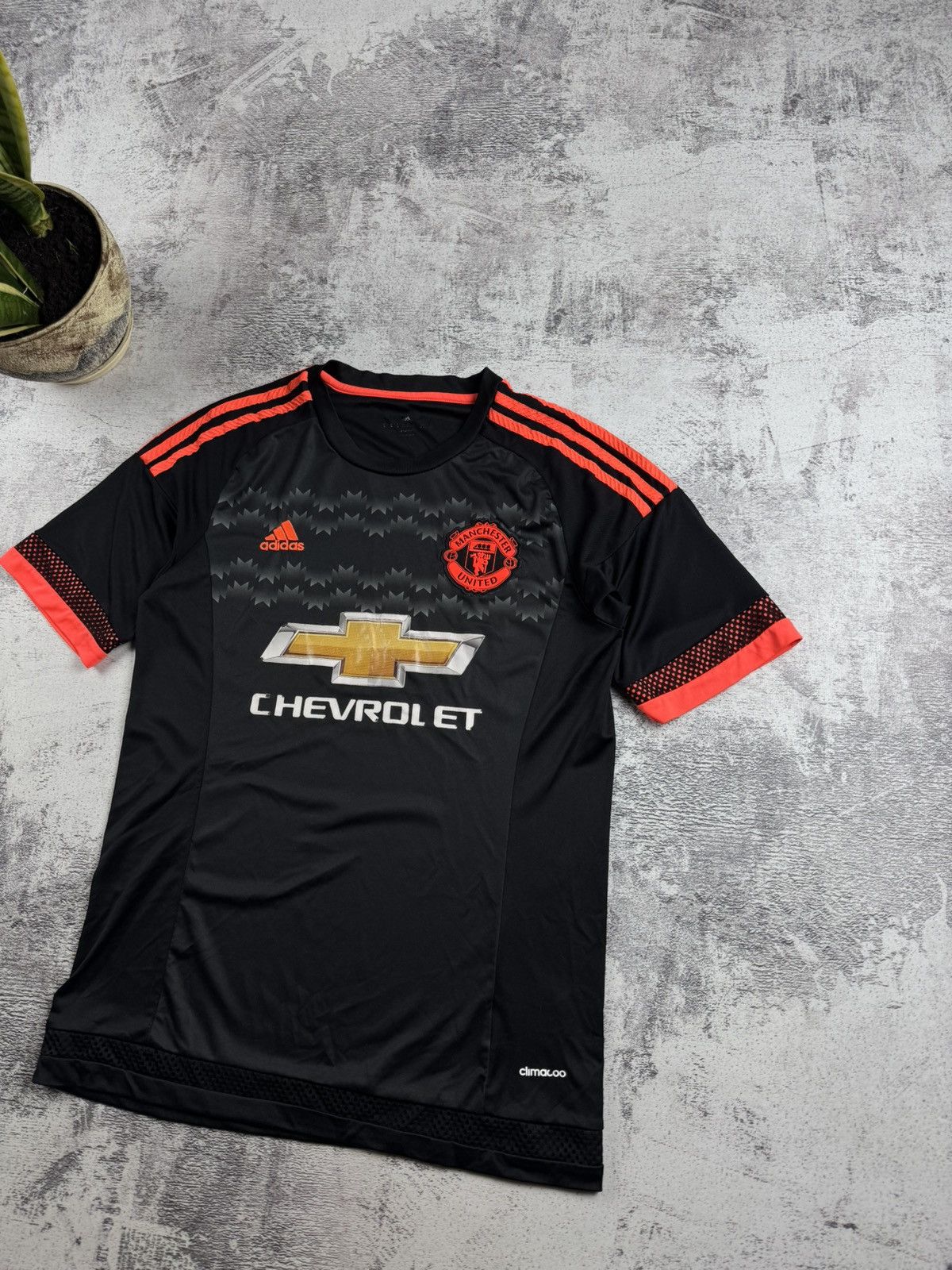 Adidas Vintage Manchester United 2015/2016 Black Soccer Football T Shirt Jersey Kit Size US M / EU 48-50 / 2 - 3 Thumbnail