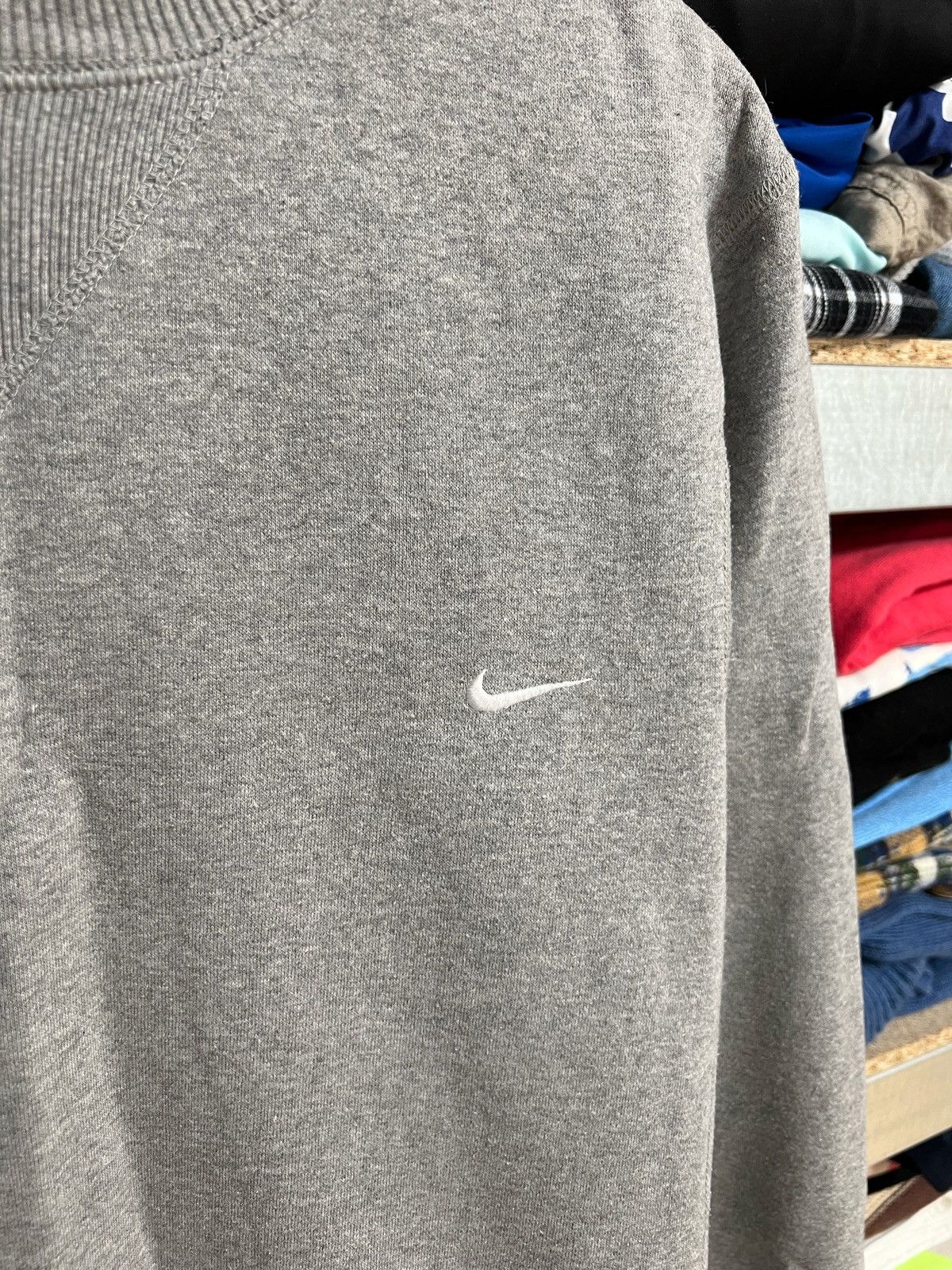 Nike × Vintage Vintage Nike Gray Sweatshirt Mens Sz S Small Swoosh Logo Y2K Size US S / EU 44-46 / 1 - 3 Thumbnail