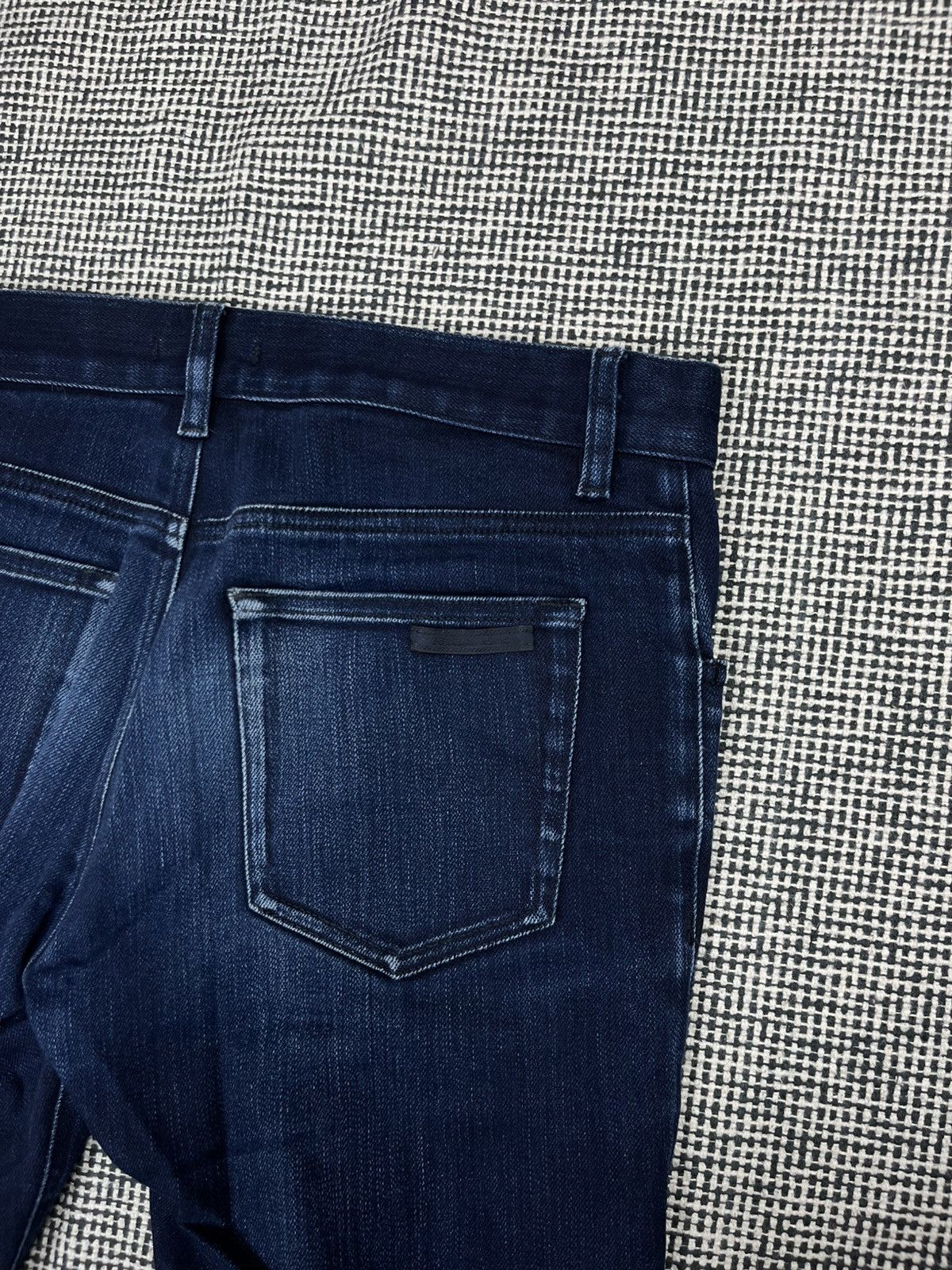 Prada 2017 Prada slim jeans nice washed indigo back tab logo Size US 30 / EU 46 - 3 Thumbnail