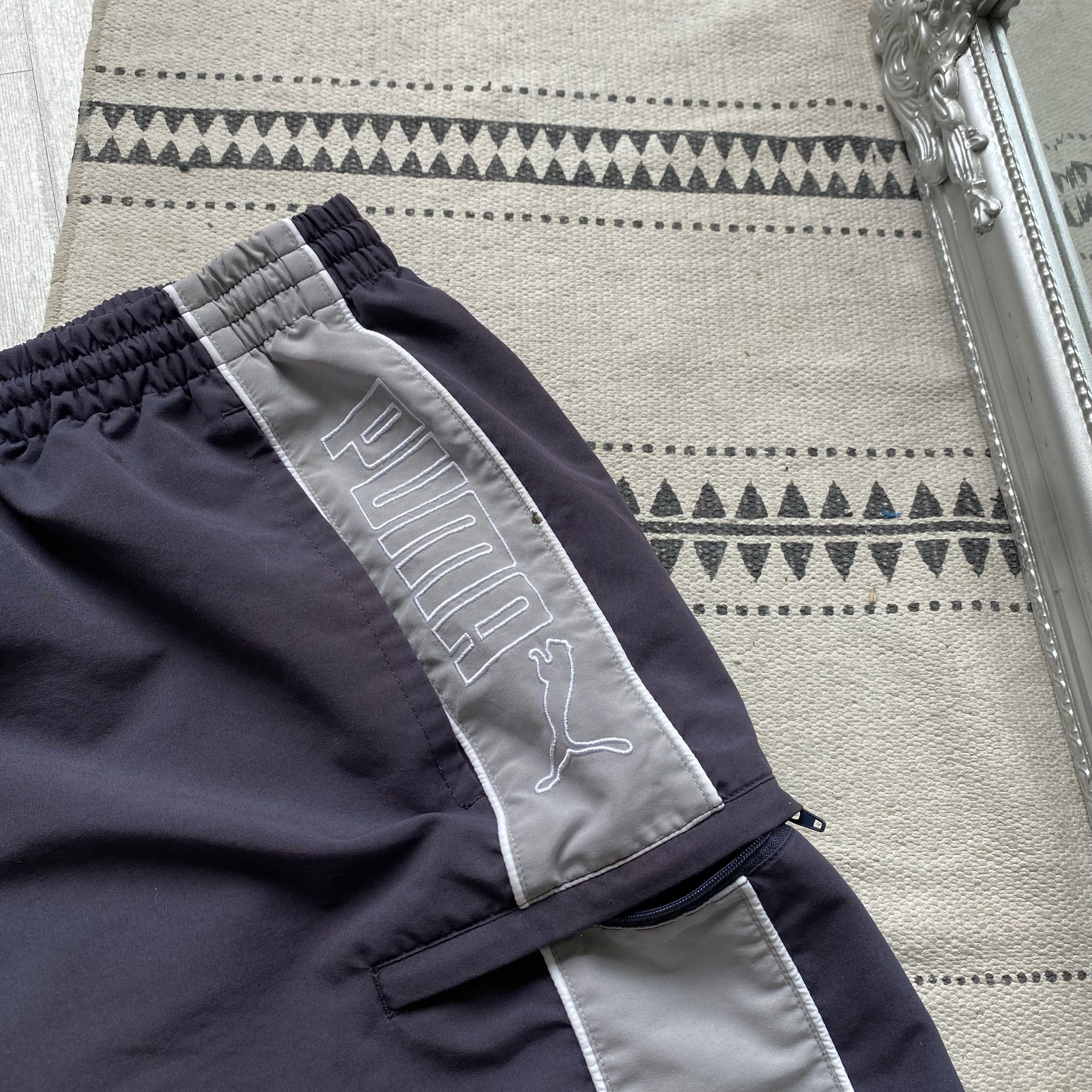 Puma Vintage 90s Puma Shorts Nylon big logo Sportwear Size US 36 / EU 52 - 2 Thumbnail
