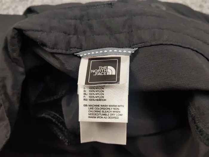 The North Face Vintage The North Face Cargo Black Track Pants x Shorts Y2K Size US 32 / EU 48 - 8 Thumbnail