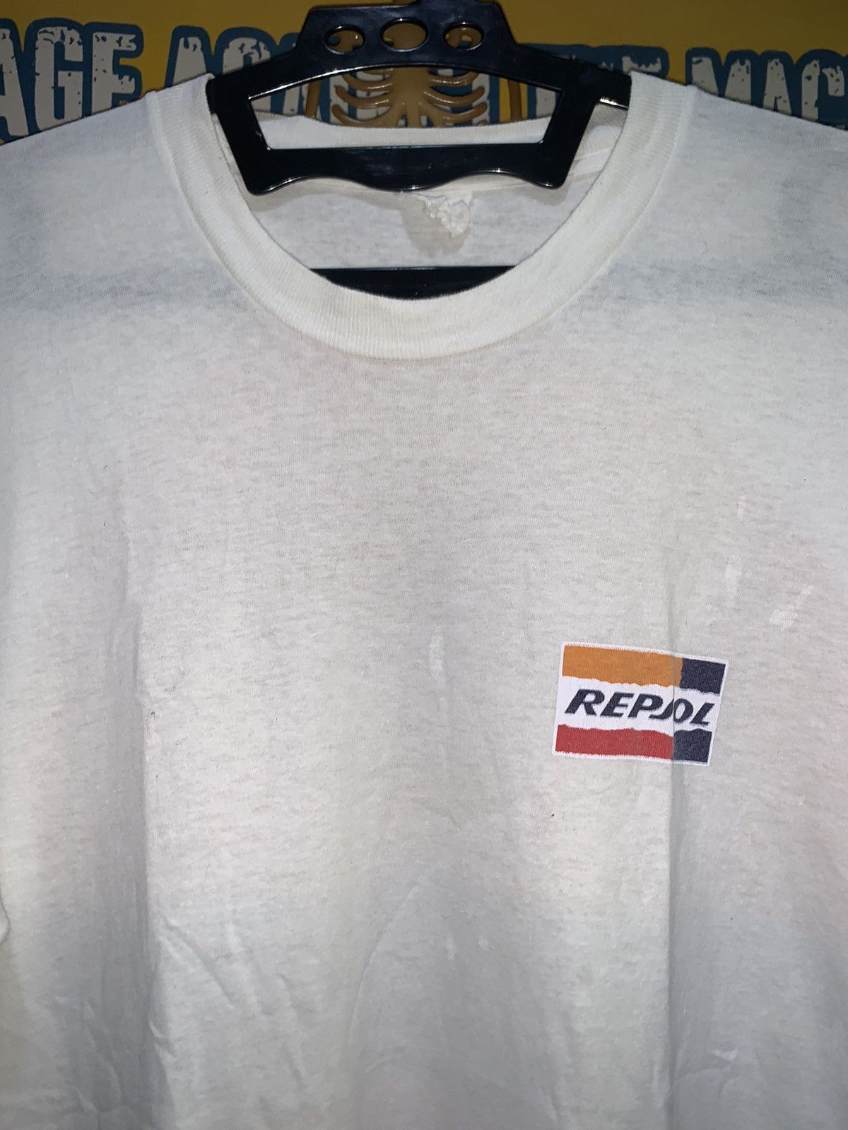 Vintage Vintage REPSOL “Logo Pocket” Racing Single Stitch Tee Size US XL / EU 56 / 4 - 1 Thumbnail