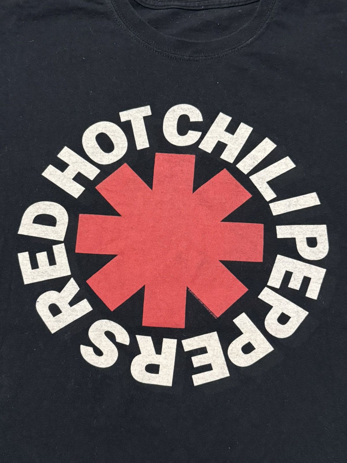 Band Tees 🔷Red Hot Chili Peppers Big logo T-shirt🔷 Size US XL / EU 56 / 4 - 2 Thumbnail