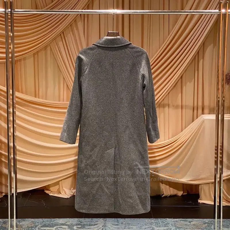 Burberry Burberry Gray Wool Women's Coat. Size S / US 4 / IT 40 - 2 Thumbnail