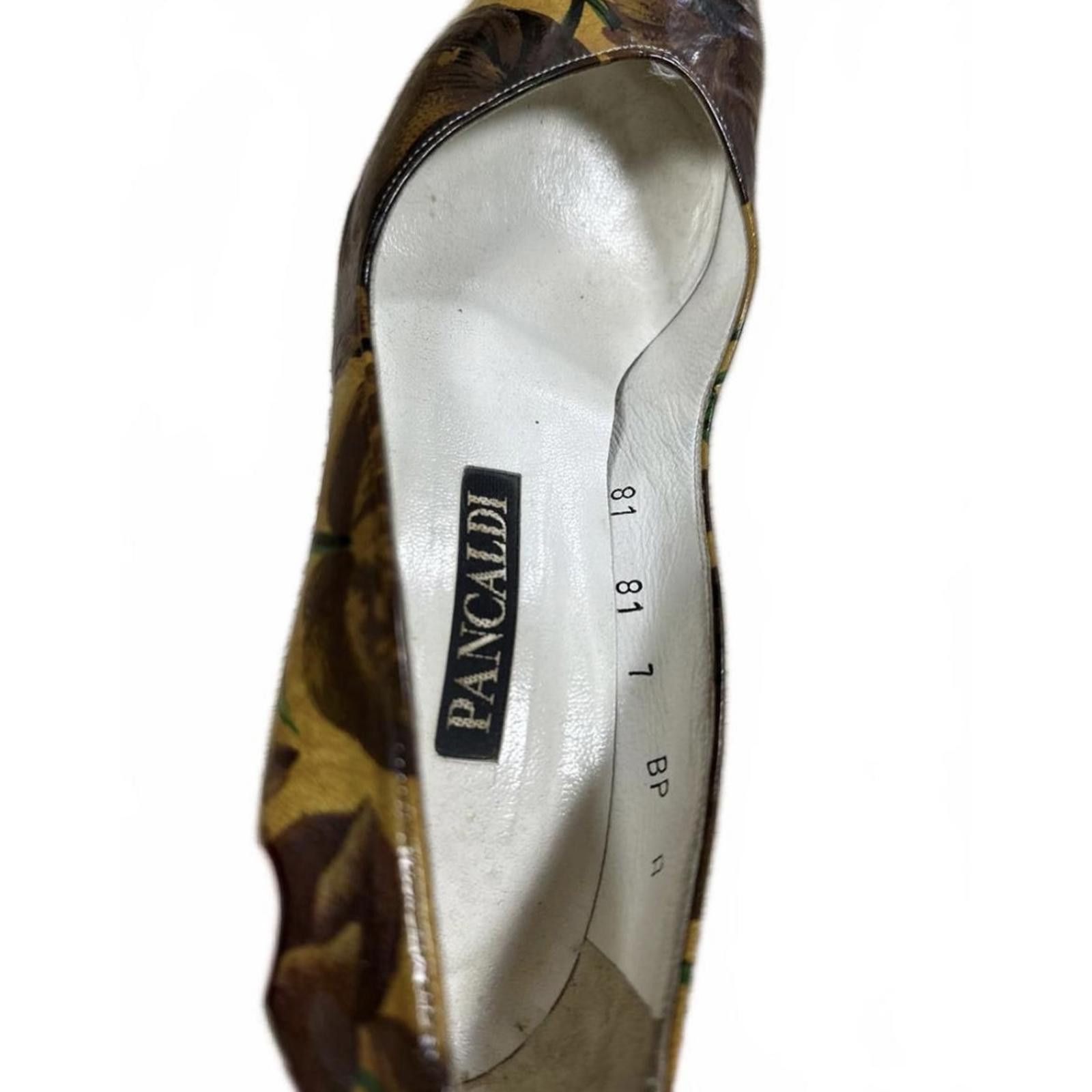 Other Pancaldi Heels Italian Leather Floral Design Size 7 Vintage Size US 7 / IT 37 - 4 Thumbnail